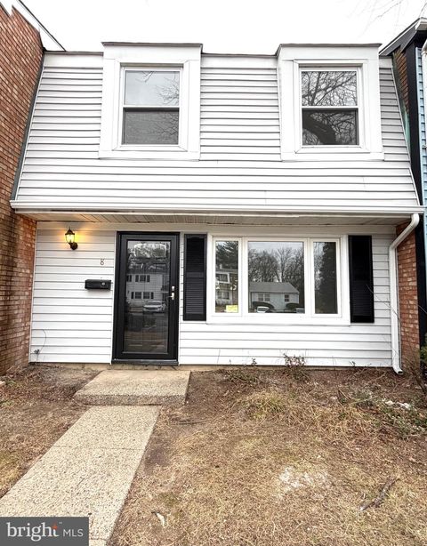 8 ROYAL COURT WILLINGBORO NJ 08046