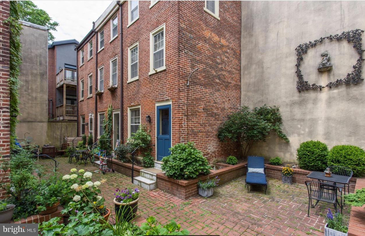 Welcome to 228 Catharine St Unit #1R, a stunning Trinity style home nestled in the charming neighborhood of Queen Village in Philadelphia. Situated in a private courtyard with gated entry, this Trinity is loaded with history and charm. This One bedroom, One bath property has multiple new upgrades including a new washer/dryer in unit, new central air conditioning, energy efficient hot water heating, and all Bosch kitchen appliances including dishwasher. Owner also has a premium off street parking spot for a discounted $150 per month to go along with street parking. Highly walkable to Italian market and south street.