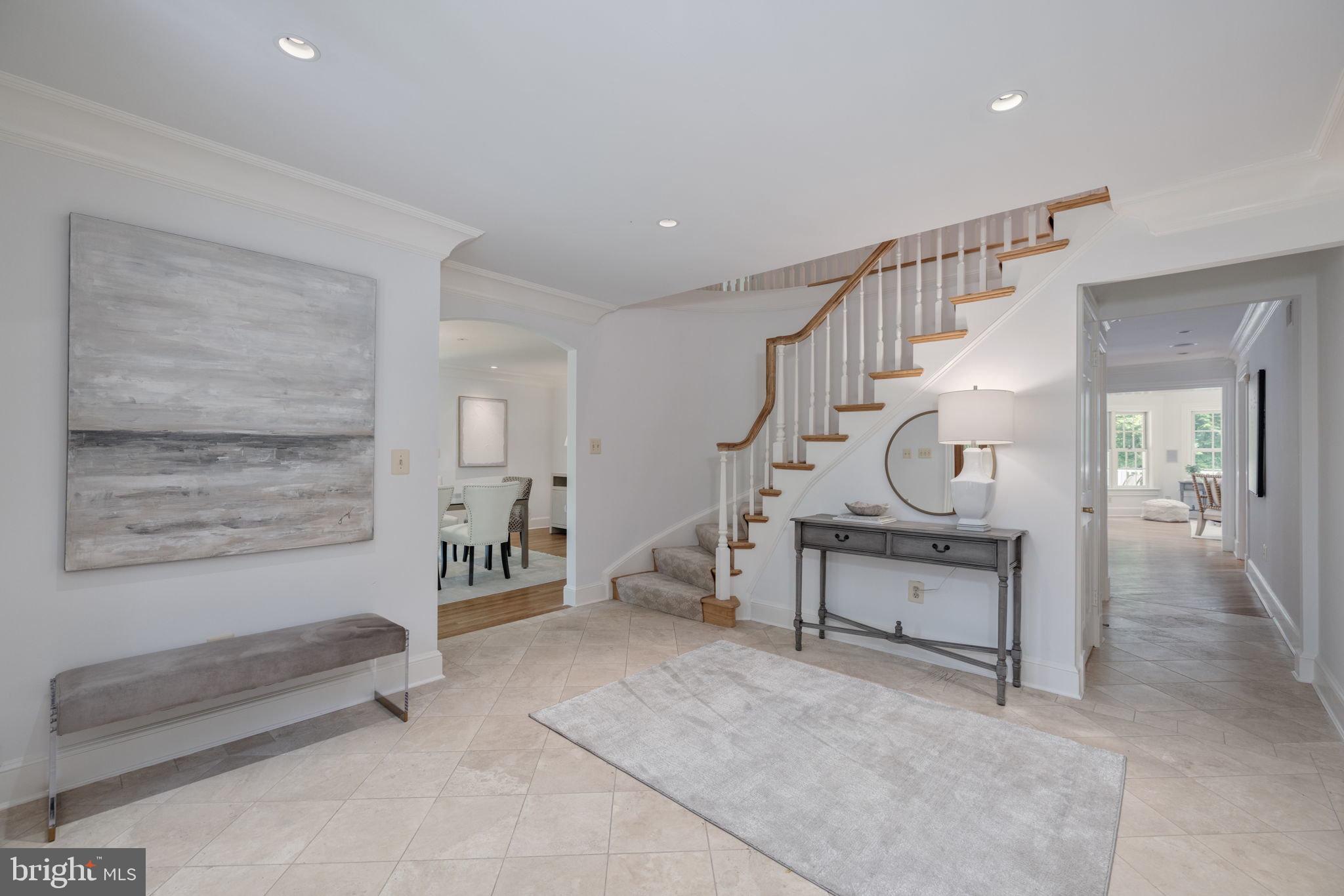 WOODSIDE ESTATES - Residential