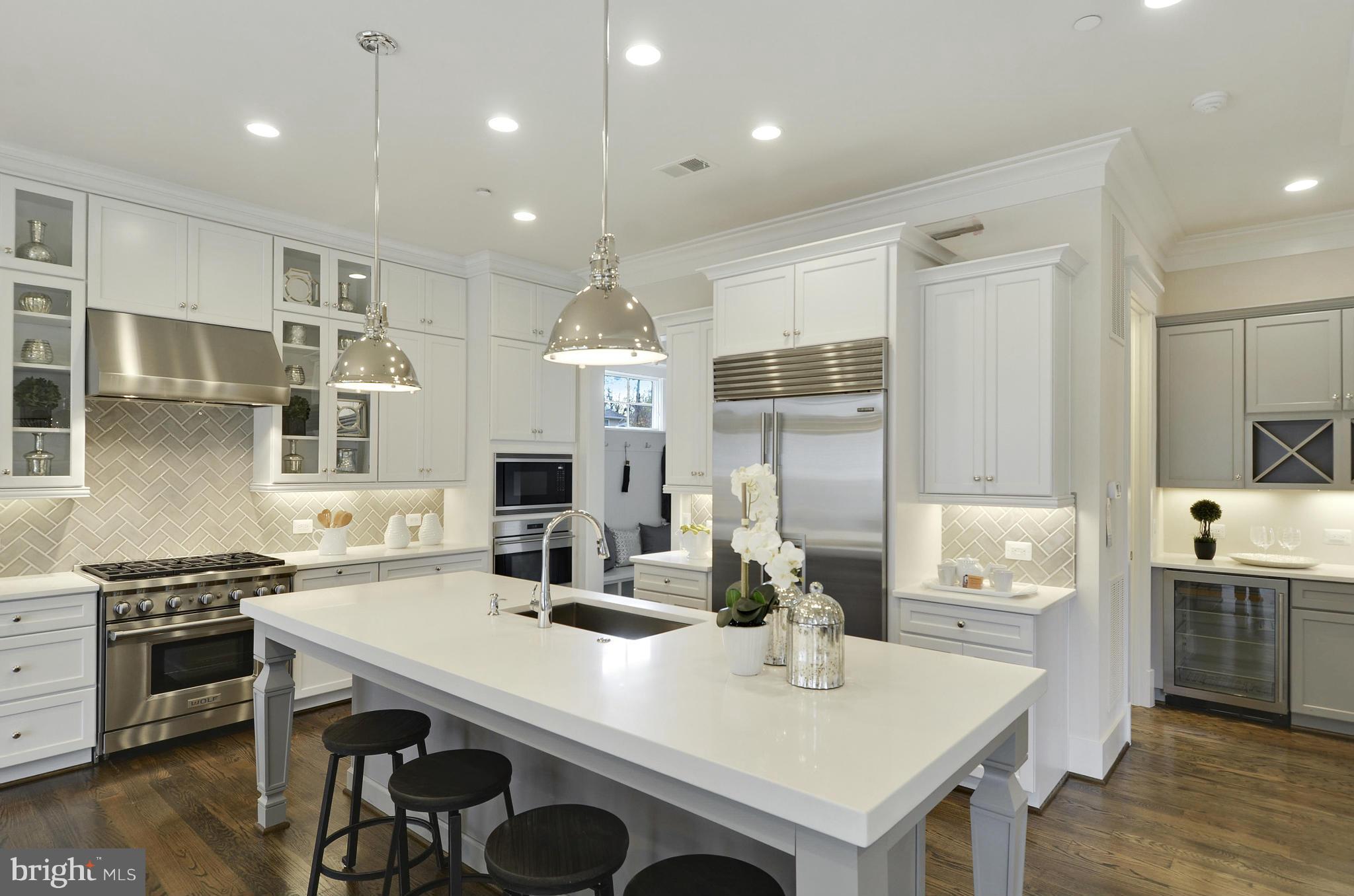 BRADMOOR - Residential
