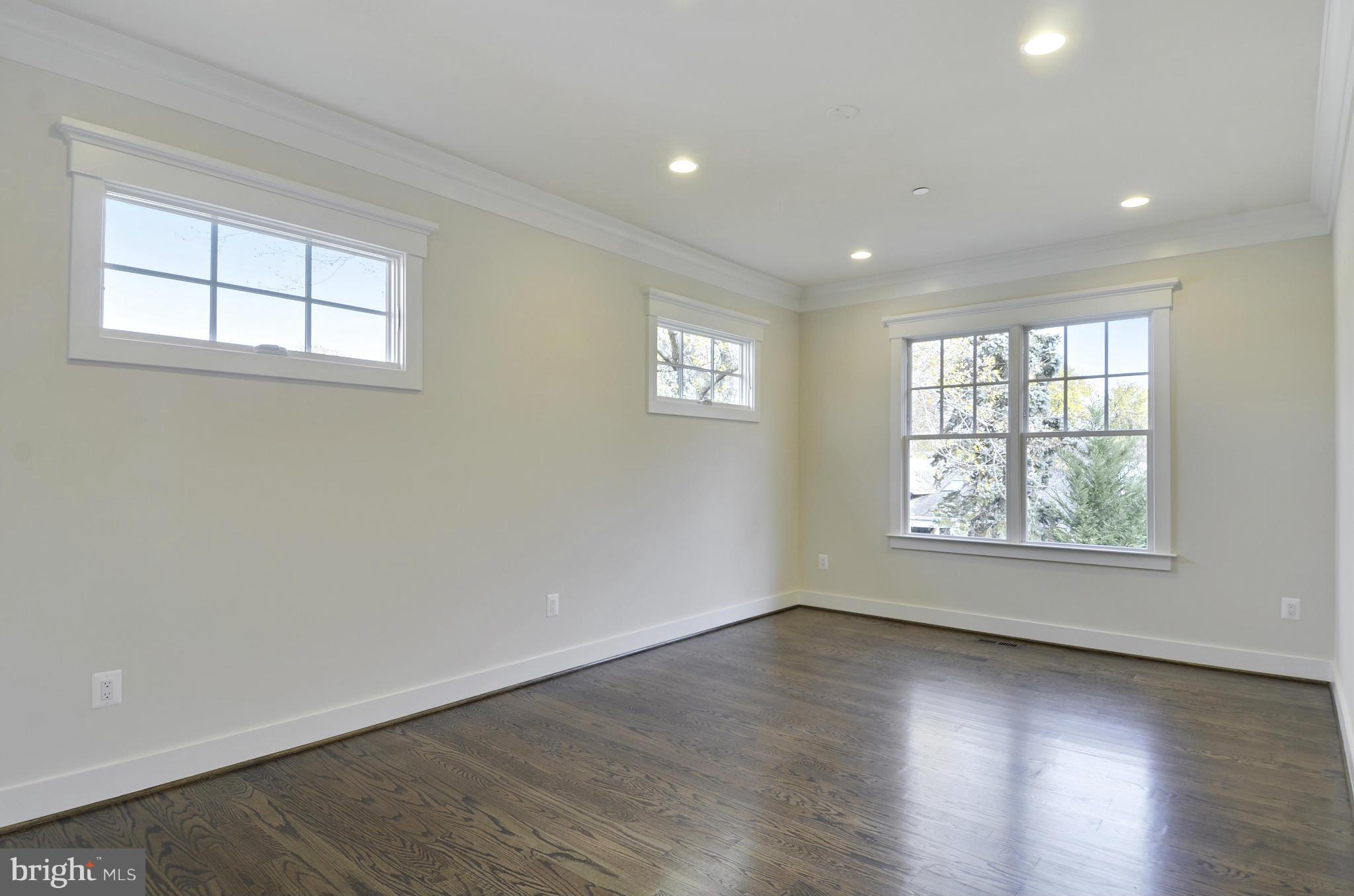 BRADMOOR - Residential