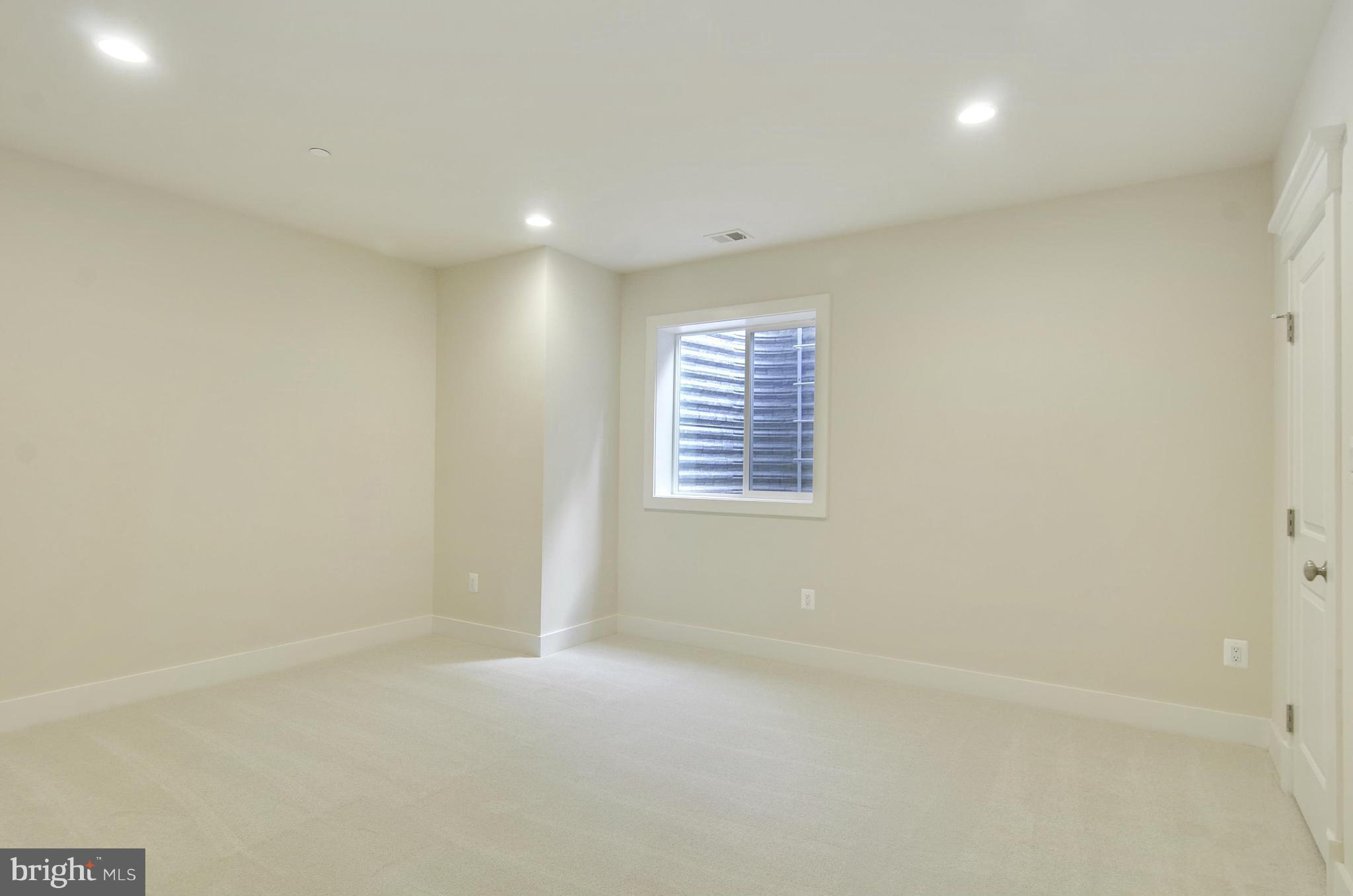 BRADMOOR - Residential