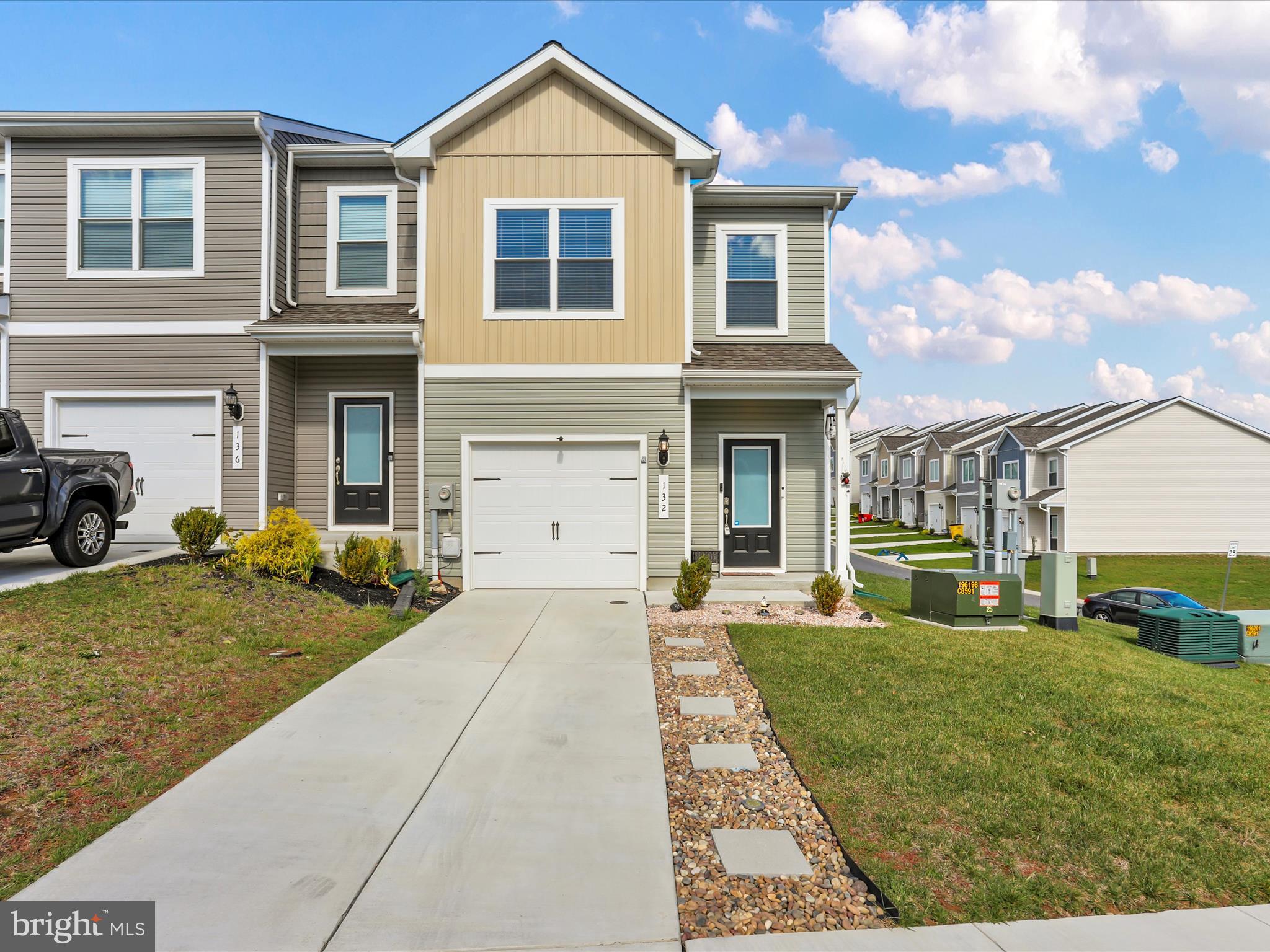 HOMEPLACE AT RIVERSIDE - Residential