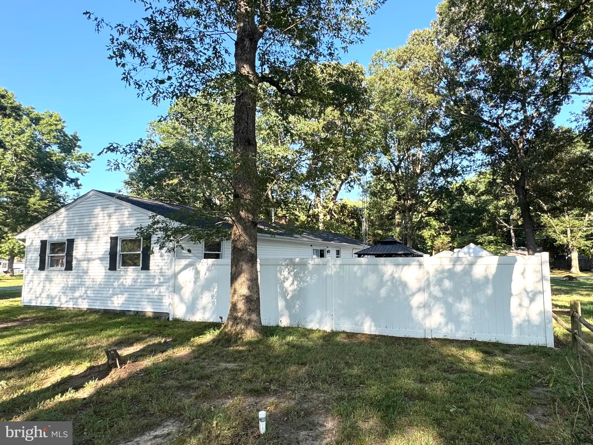 25320 JOHN DRIVE