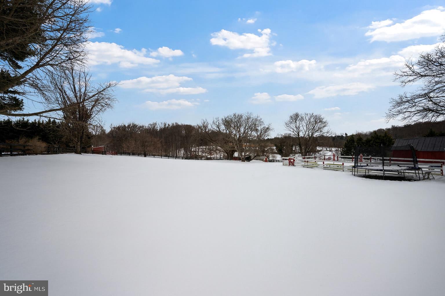BLENHEIM MANOR - Residential