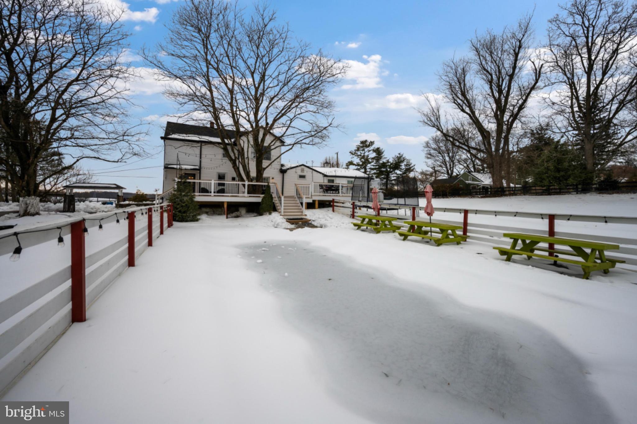 BLENHEIM MANOR - Residential