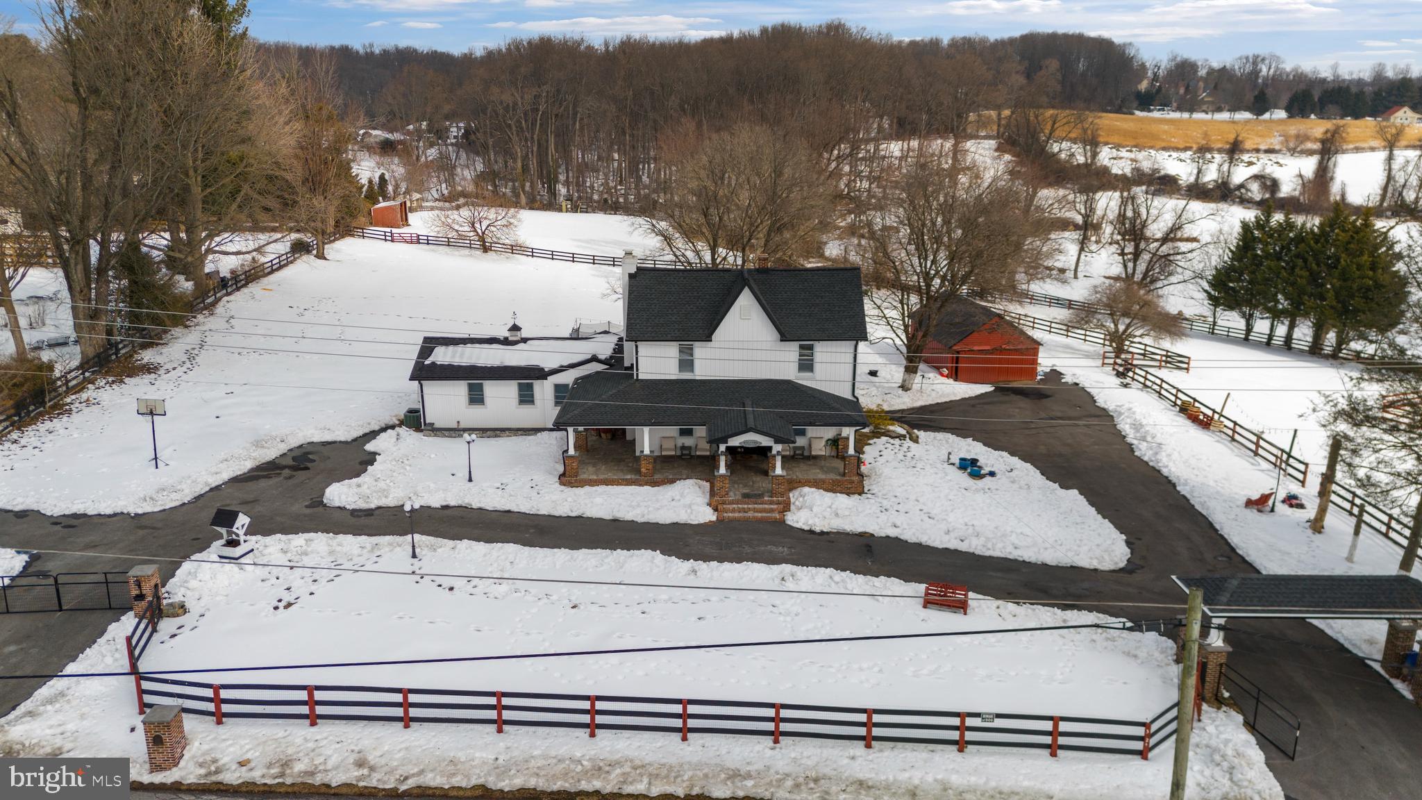 BLENHEIM MANOR - Residential