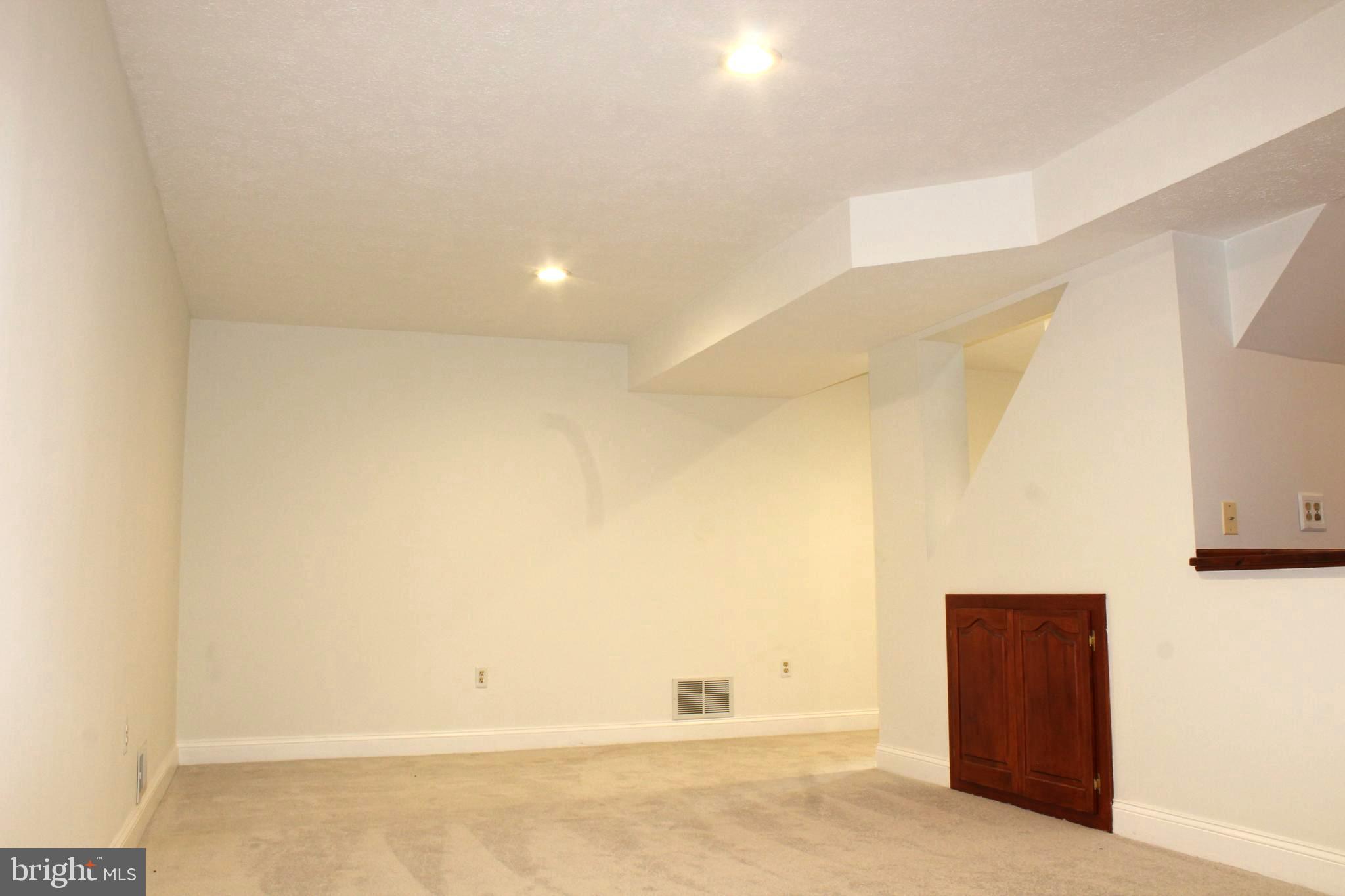 PATUXENT MANOR - Residential