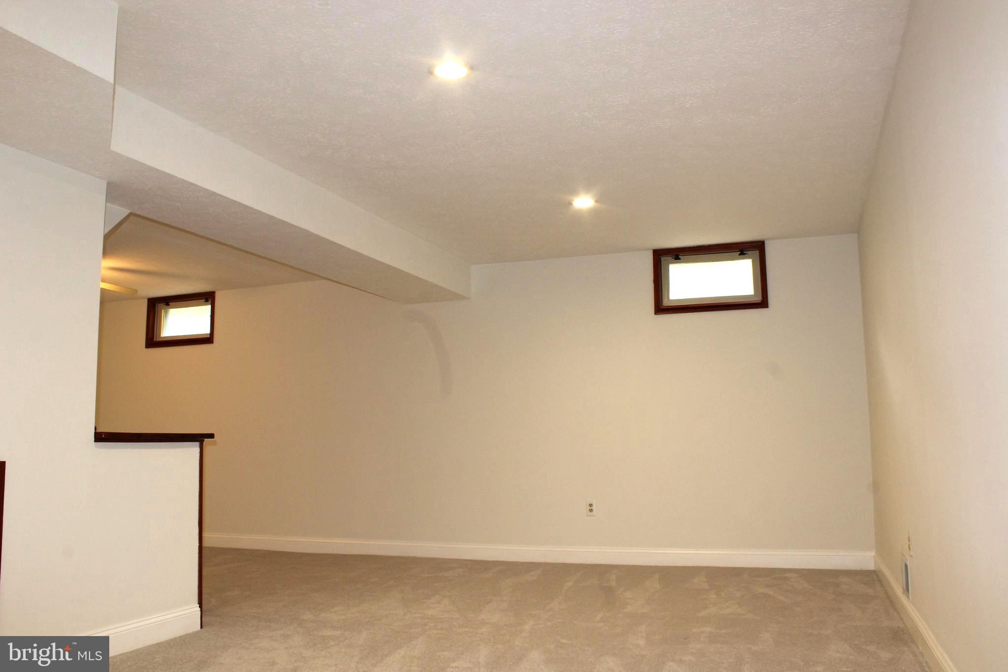 PATUXENT MANOR - Residential