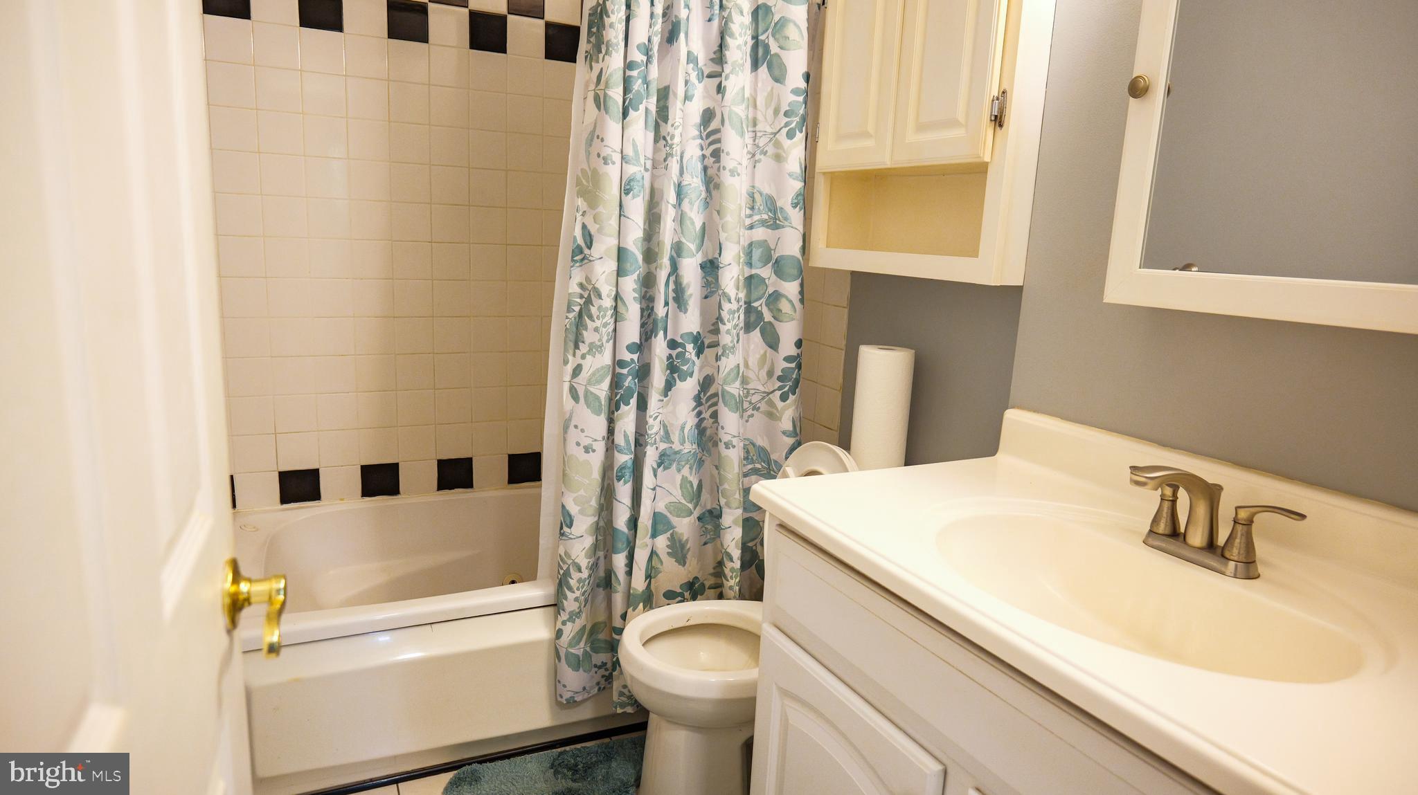 PATUXENT MANOR - Residential