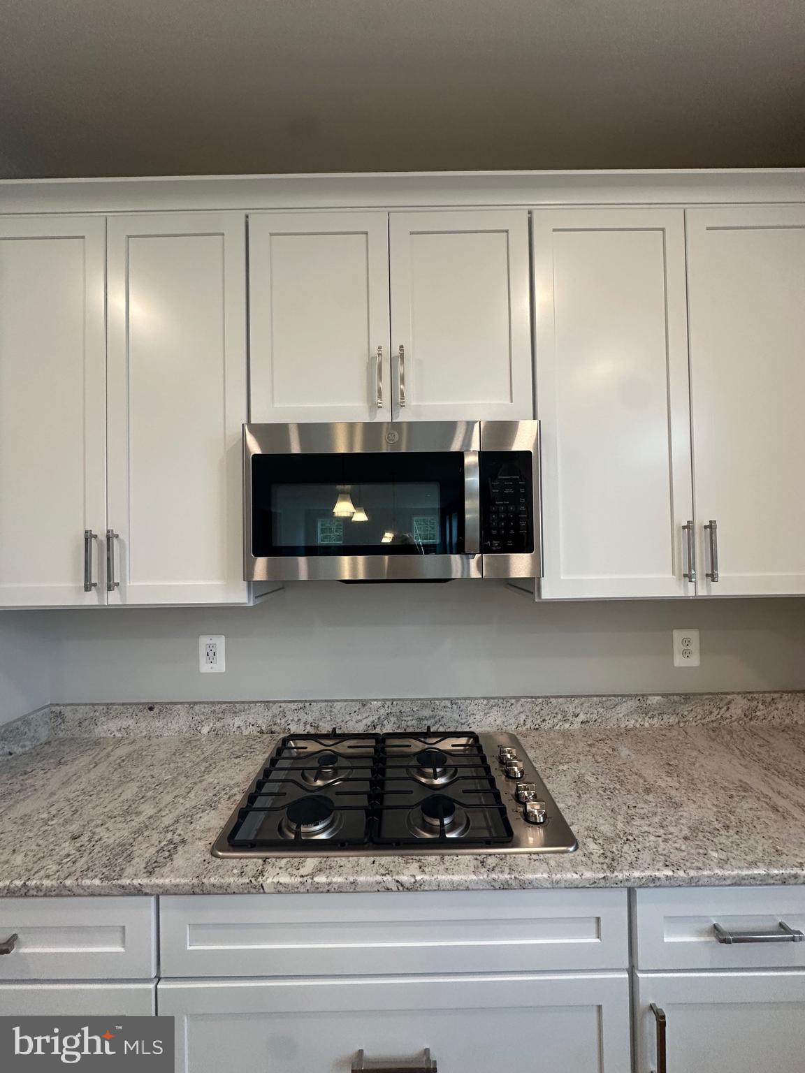 HIDDEN VIEW - Residential