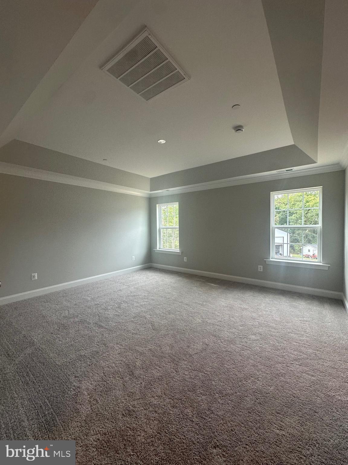 HIDDEN VIEW - Residential