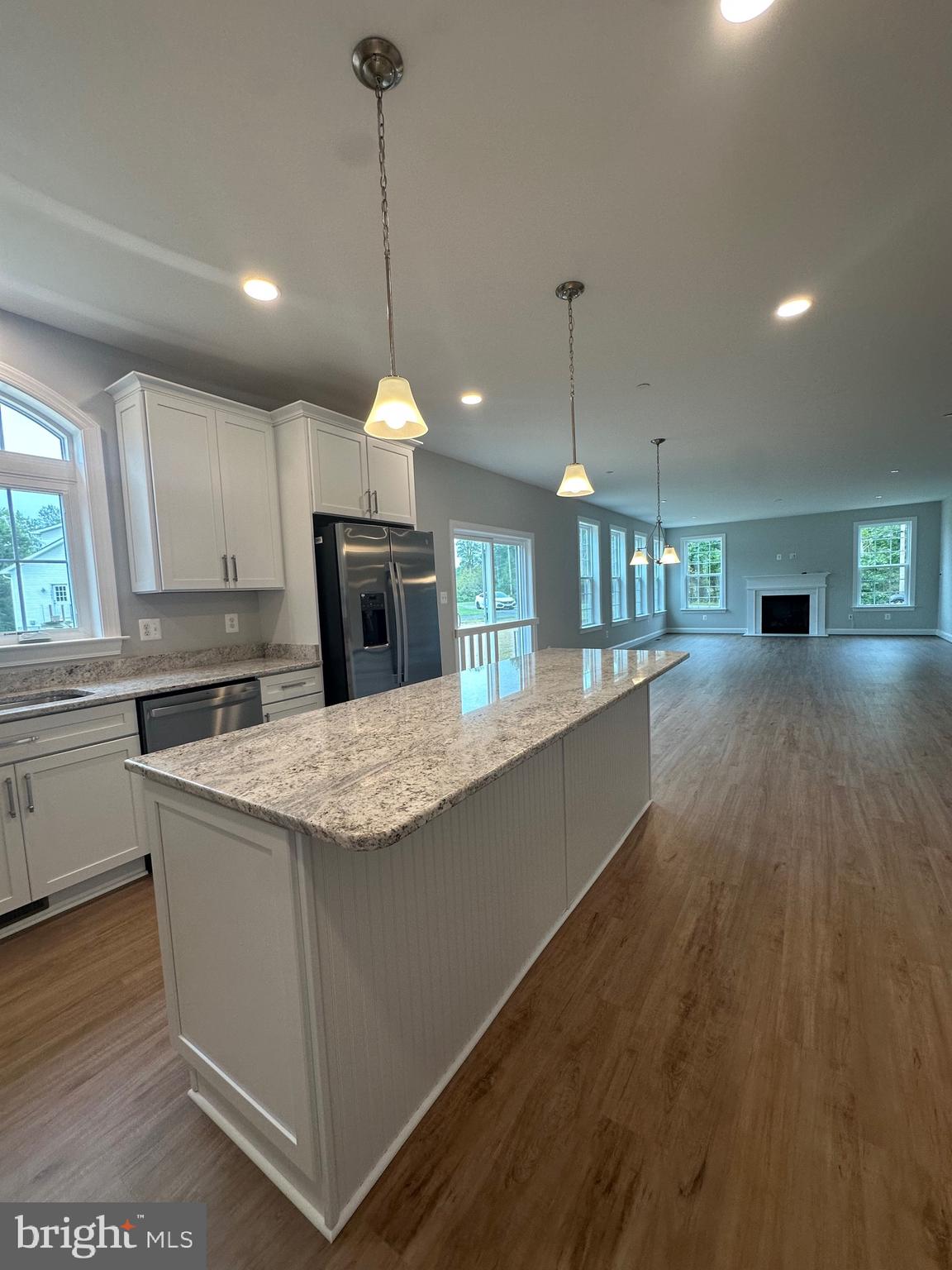 HIDDEN VIEW - Residential