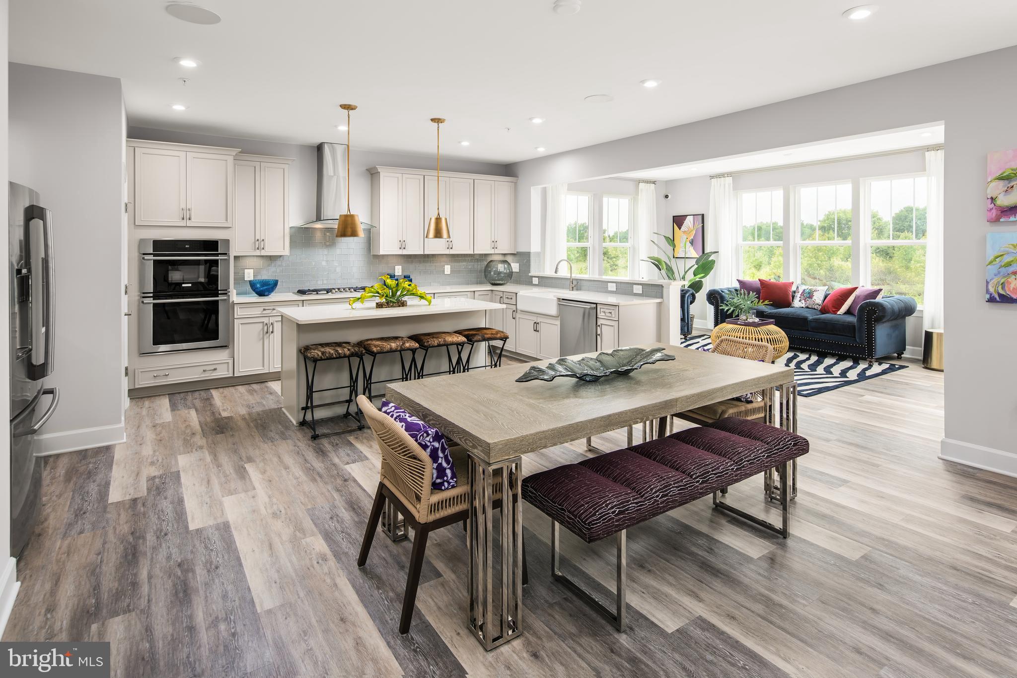 10446 VARBERG COURT