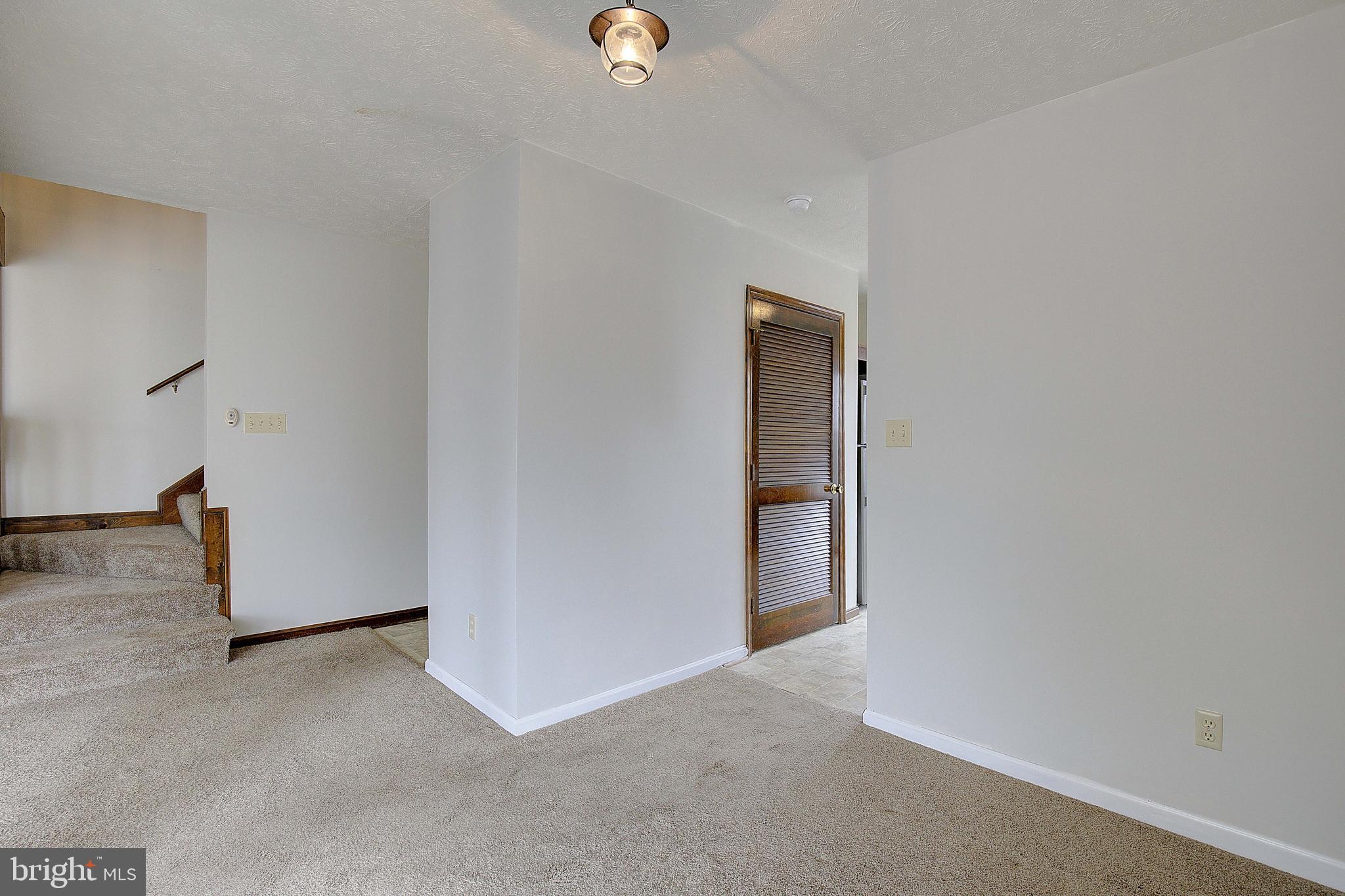 GREENVIEW VILLAGE - Residential