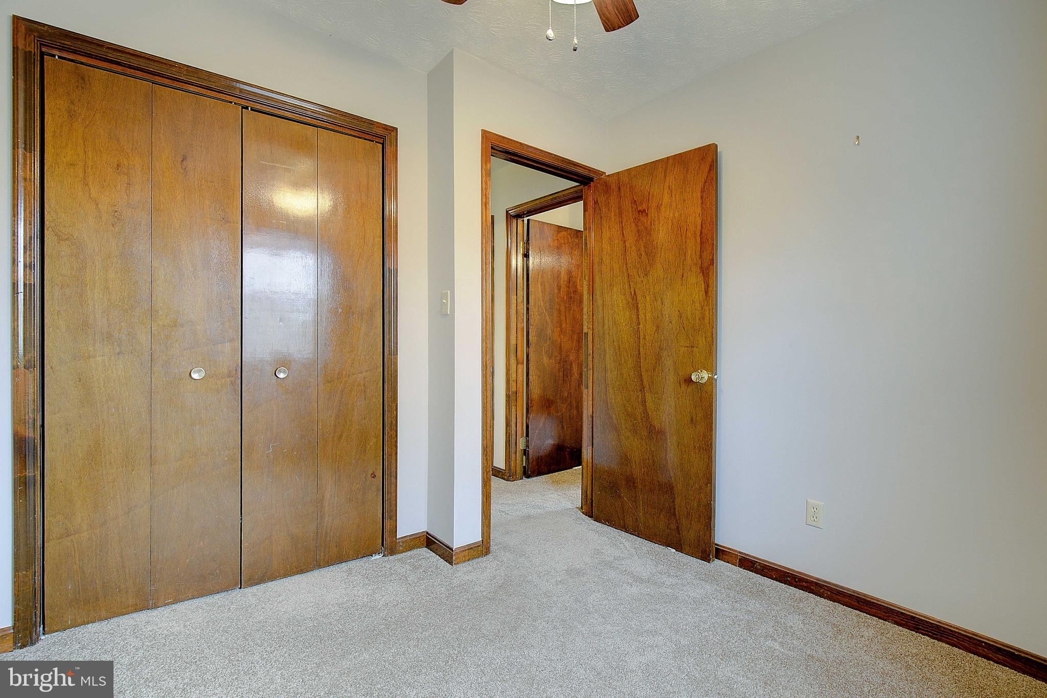 GREENVIEW VILLAGE - Residential