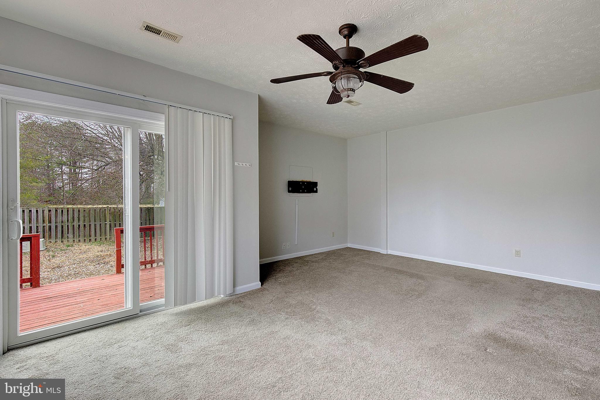 GREENVIEW VILLAGE - Residential