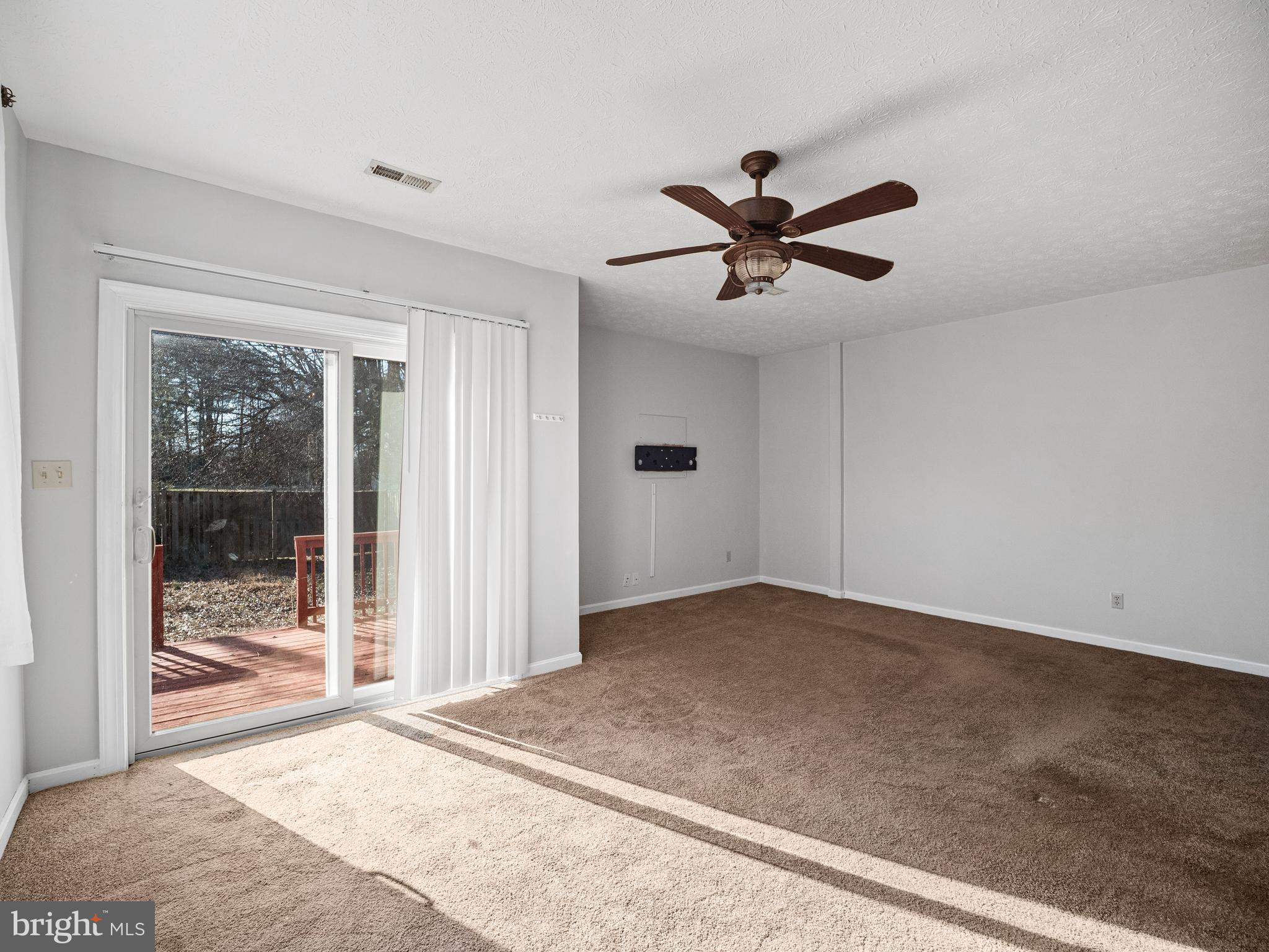 GREENVIEW VILLAGE - Residential