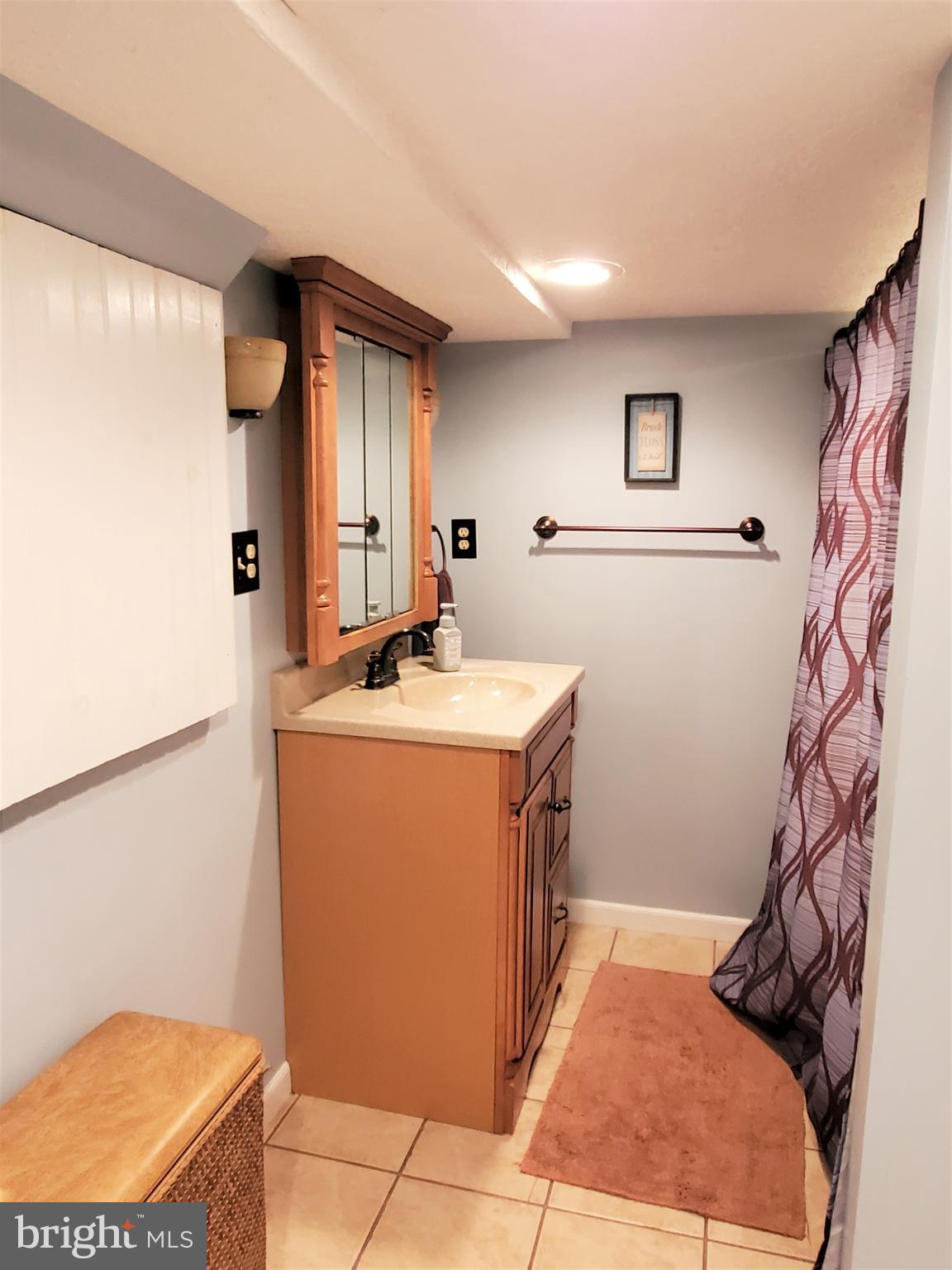 GRANTSVILLE - Residential