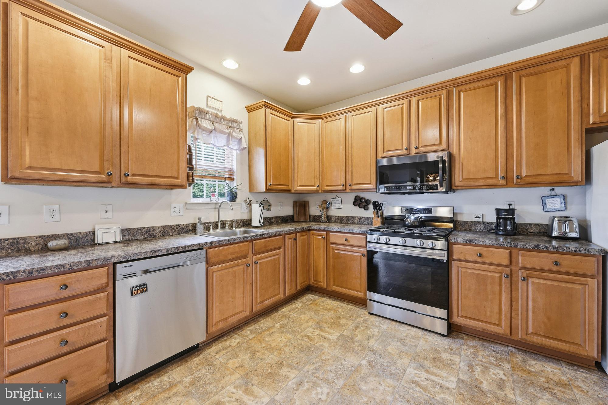 250 CLEVELAND AVENUE