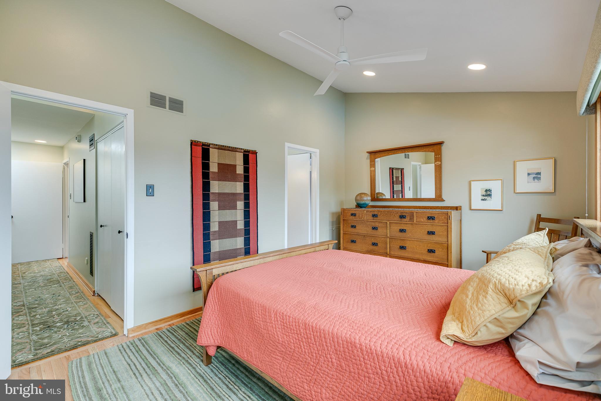 PHILADELPHIA - Residential