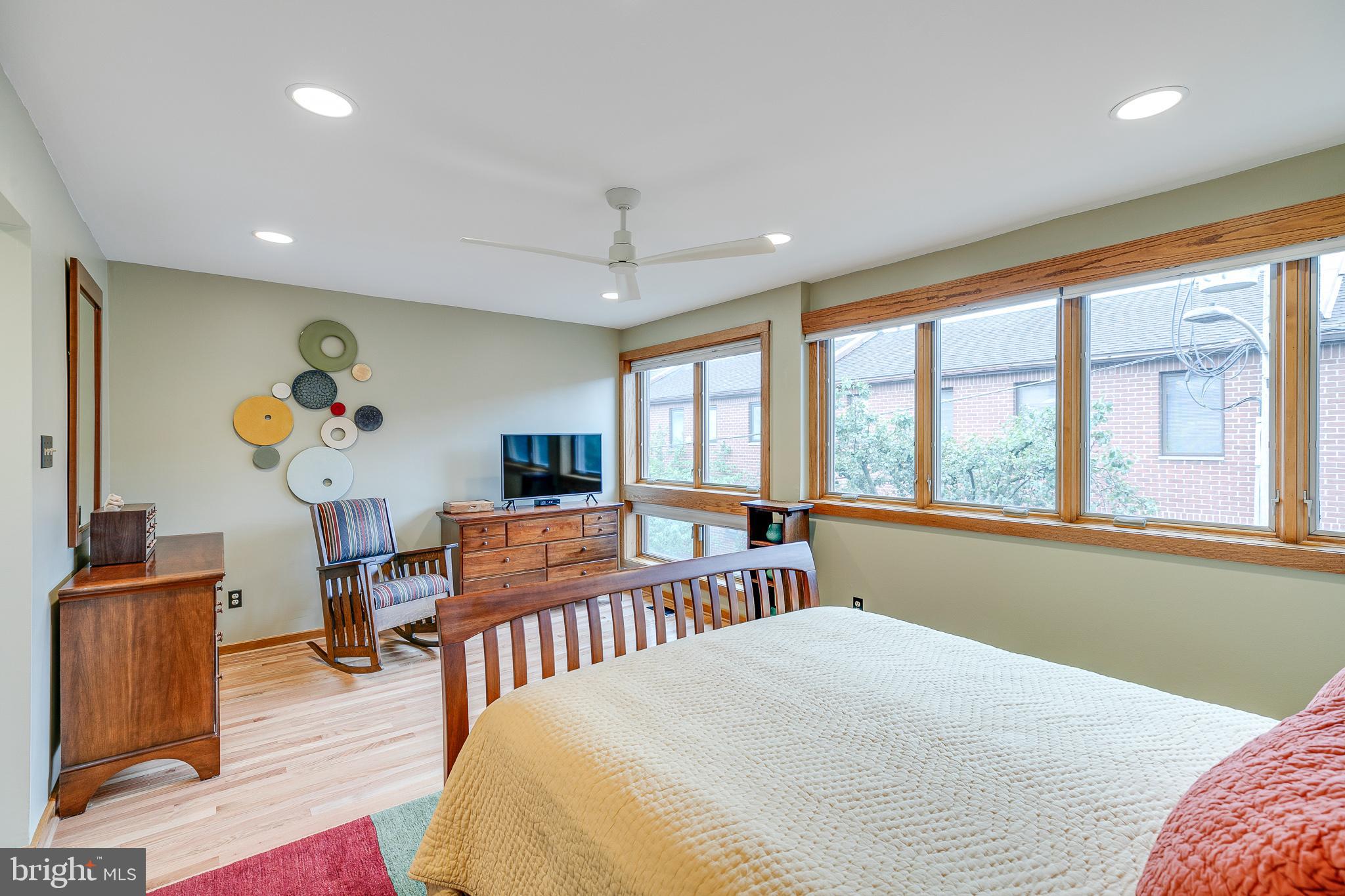 PHILADELPHIA - Residential