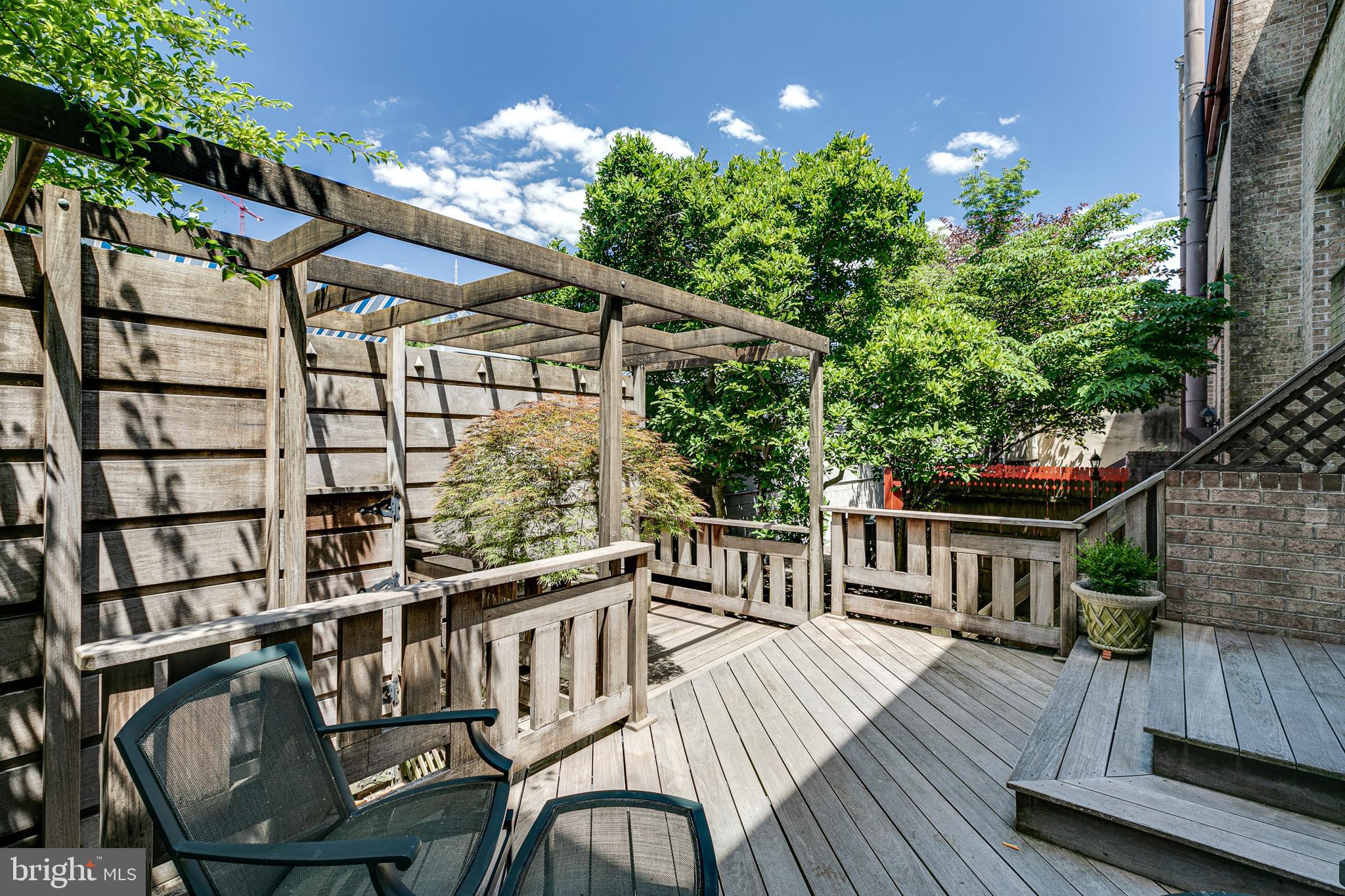 PHILADELPHIA - Residential