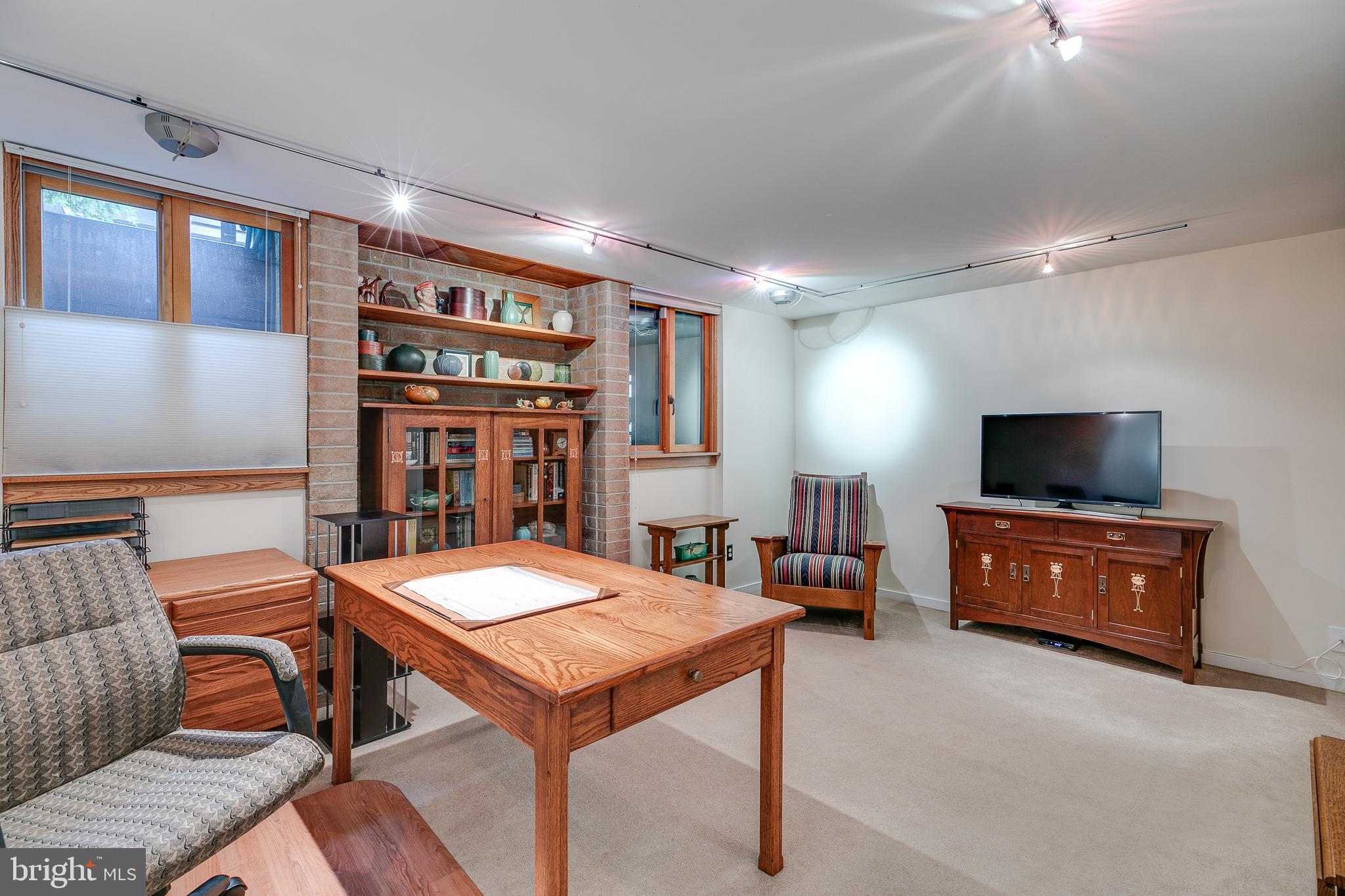 PHILADELPHIA - Residential