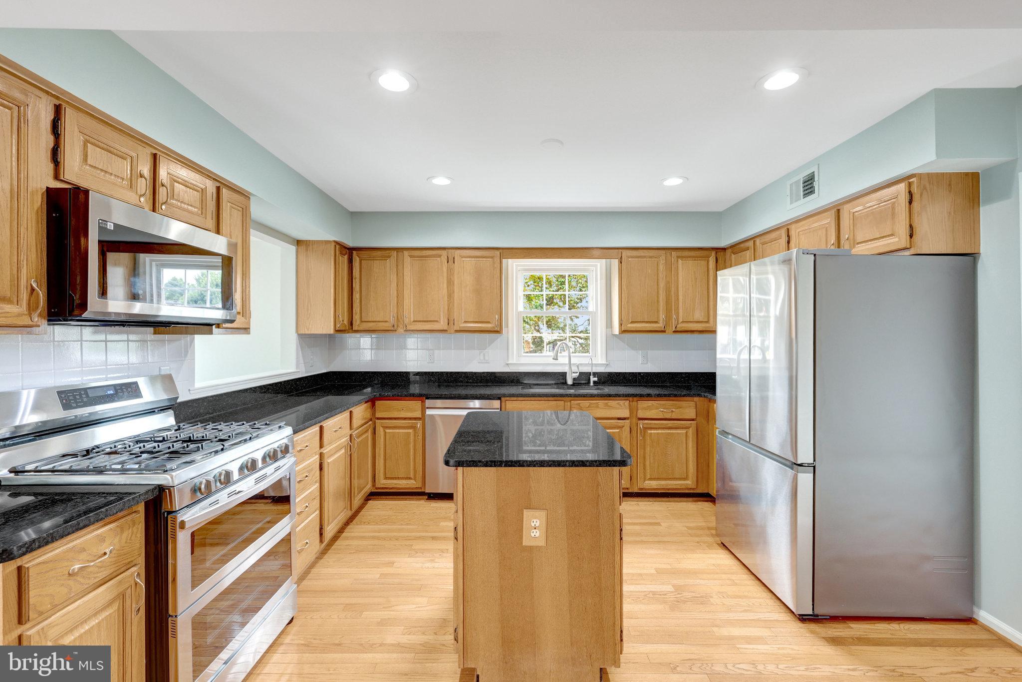 3147 KINROSS CIRCLE