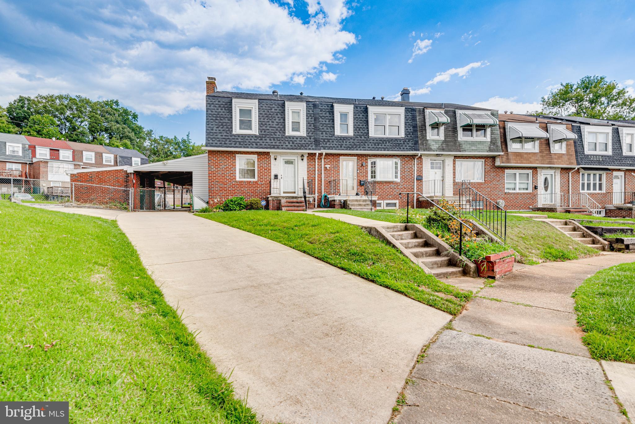 HOLLAND HILL - Residential