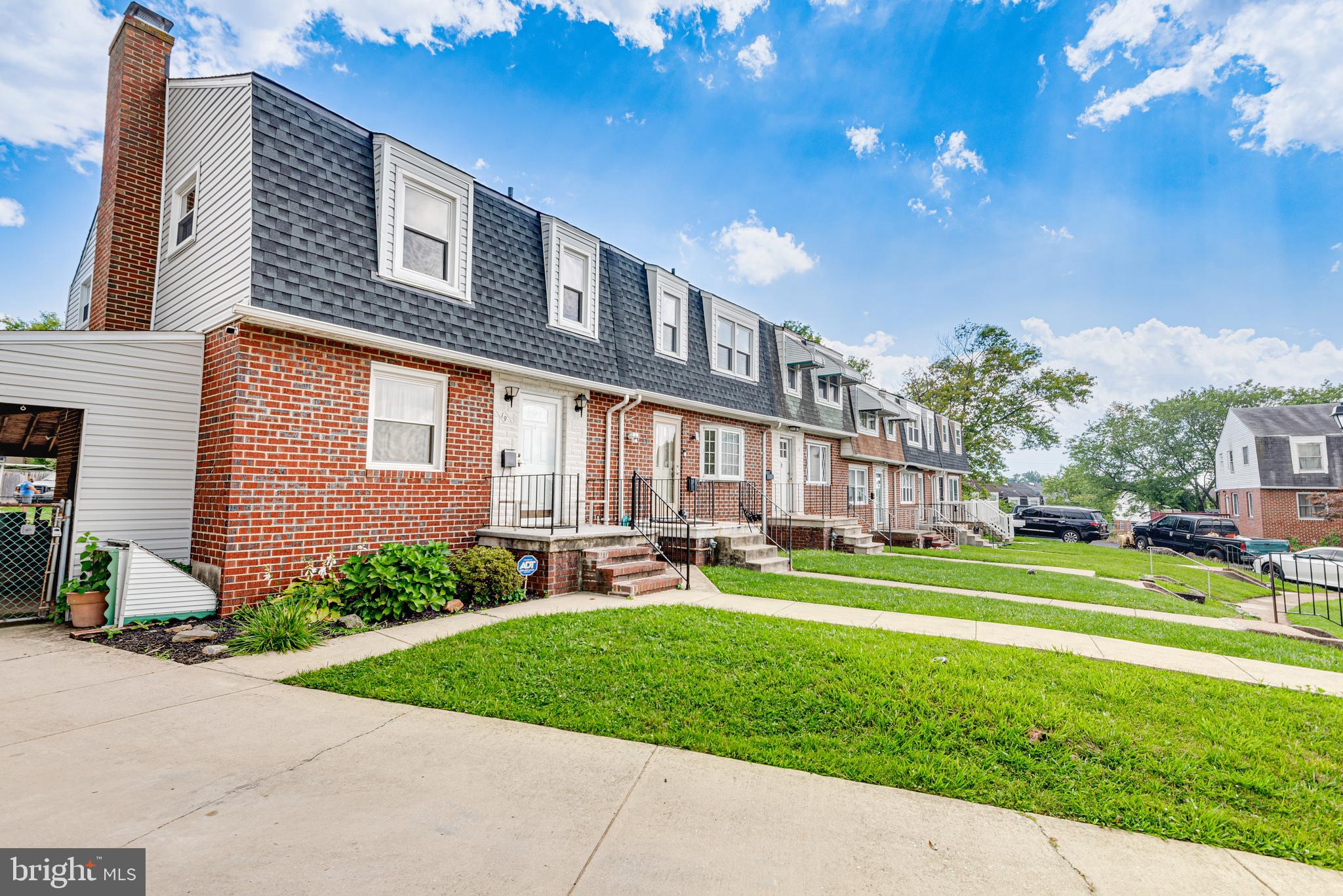 HOLLAND HILL - Residential