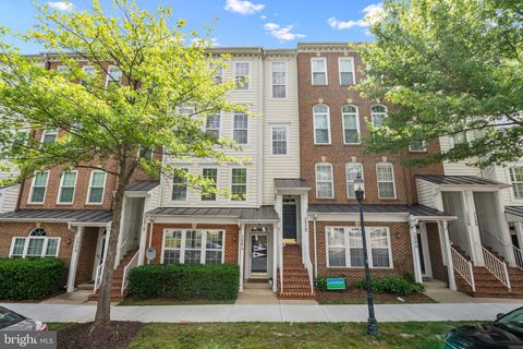 Townhouse For Rent - 206 Heathwalk Street #206-B<br/> GAITHERSBURG, MD 20878