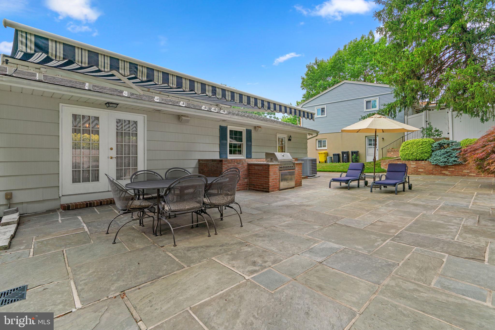 RIVER BIRCH MANOR - Residential