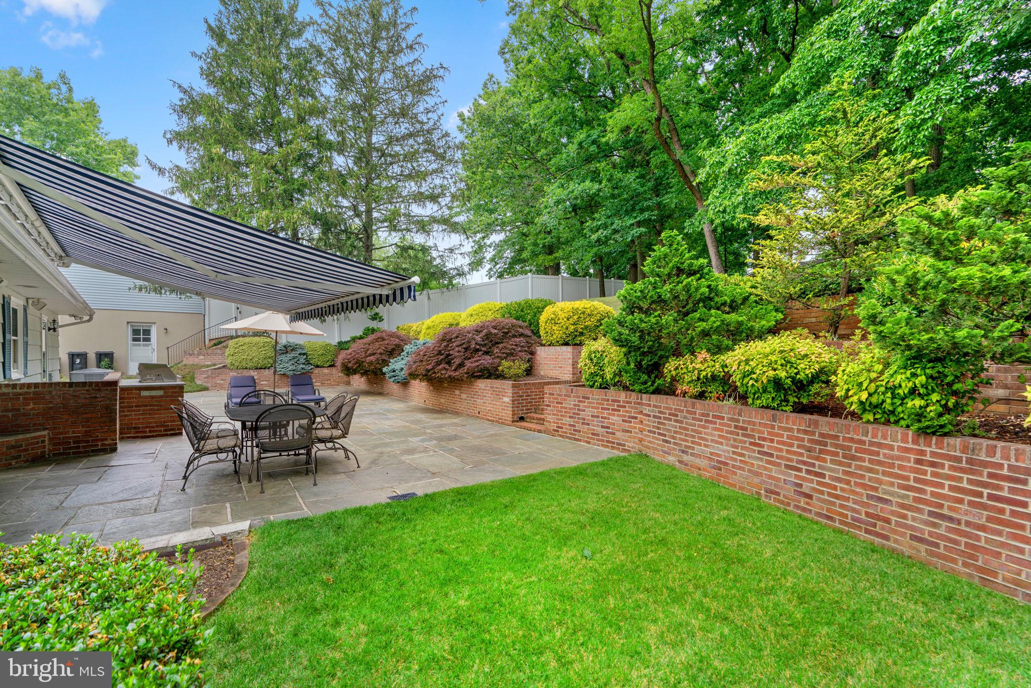 RIVER BIRCH MANOR - Residential