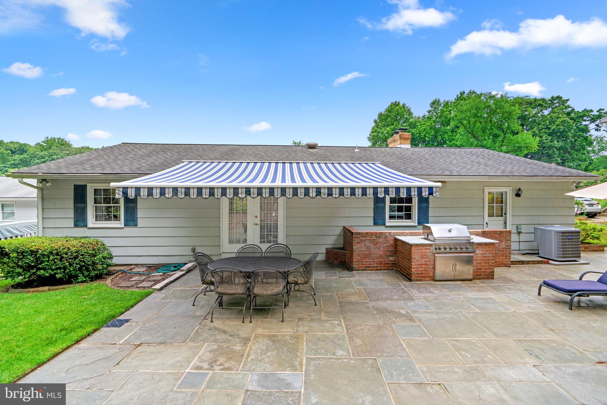 RIVER BIRCH MANOR - Residential