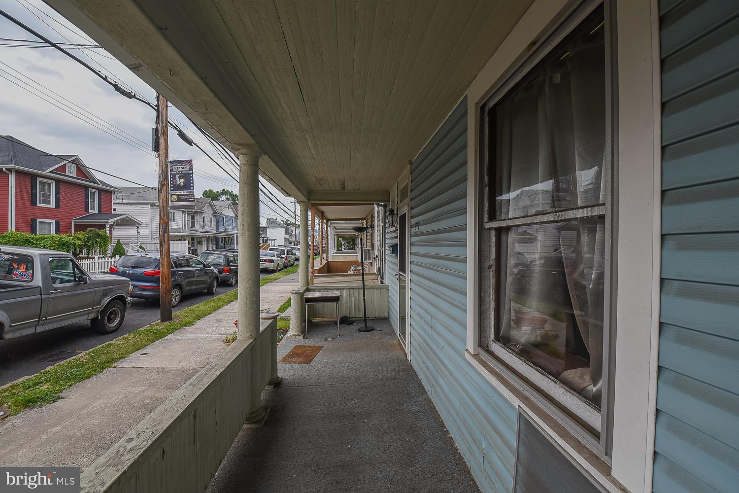 SOUTH MAIN - Residential