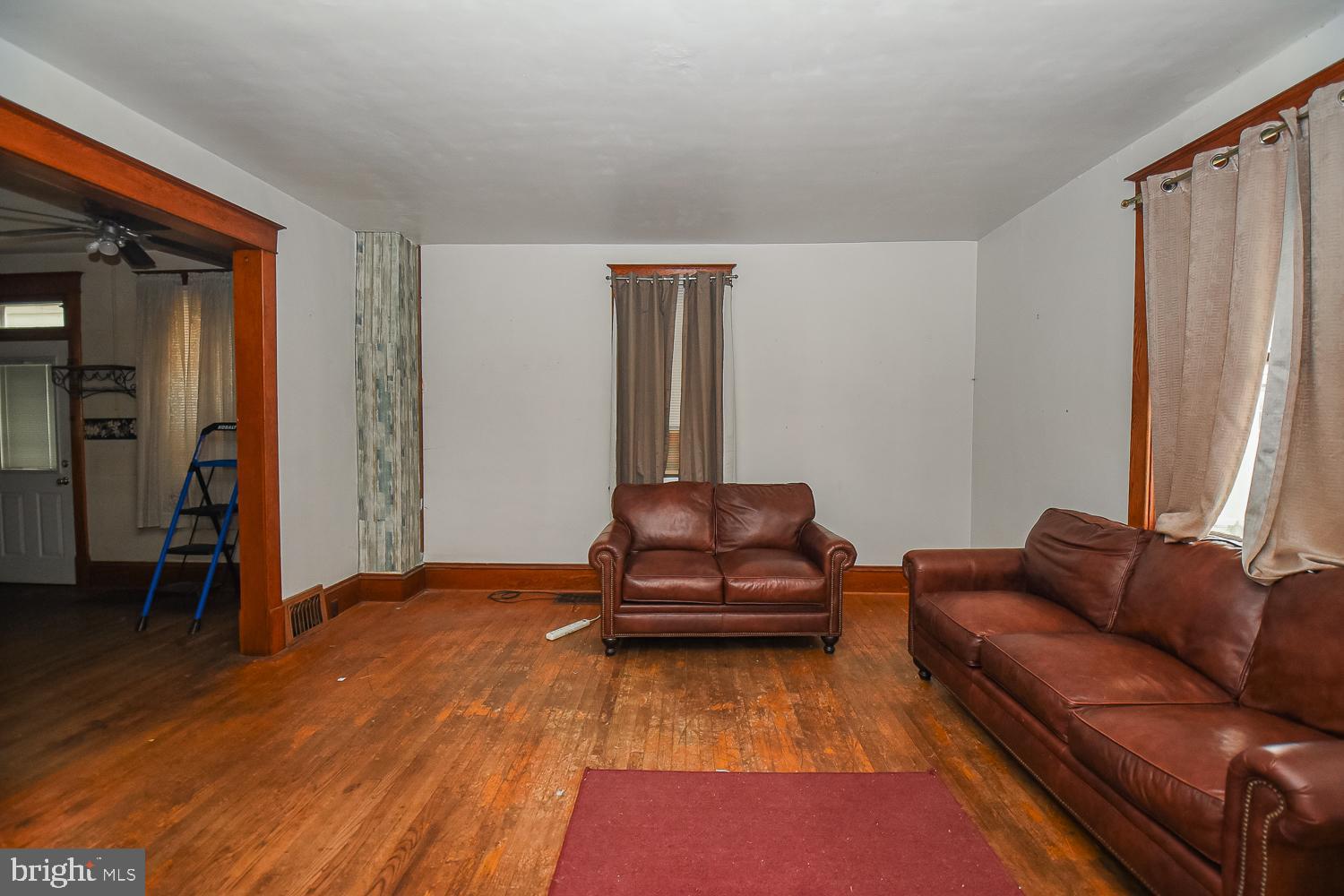 SOUTH MAIN - Residential