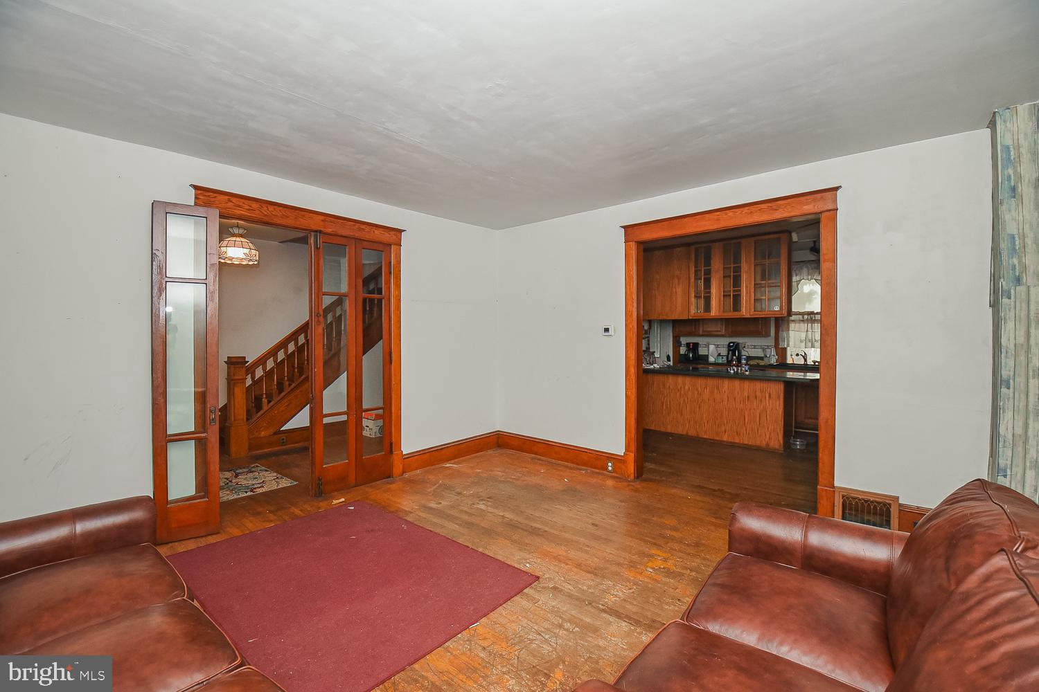 SOUTH MAIN - Residential