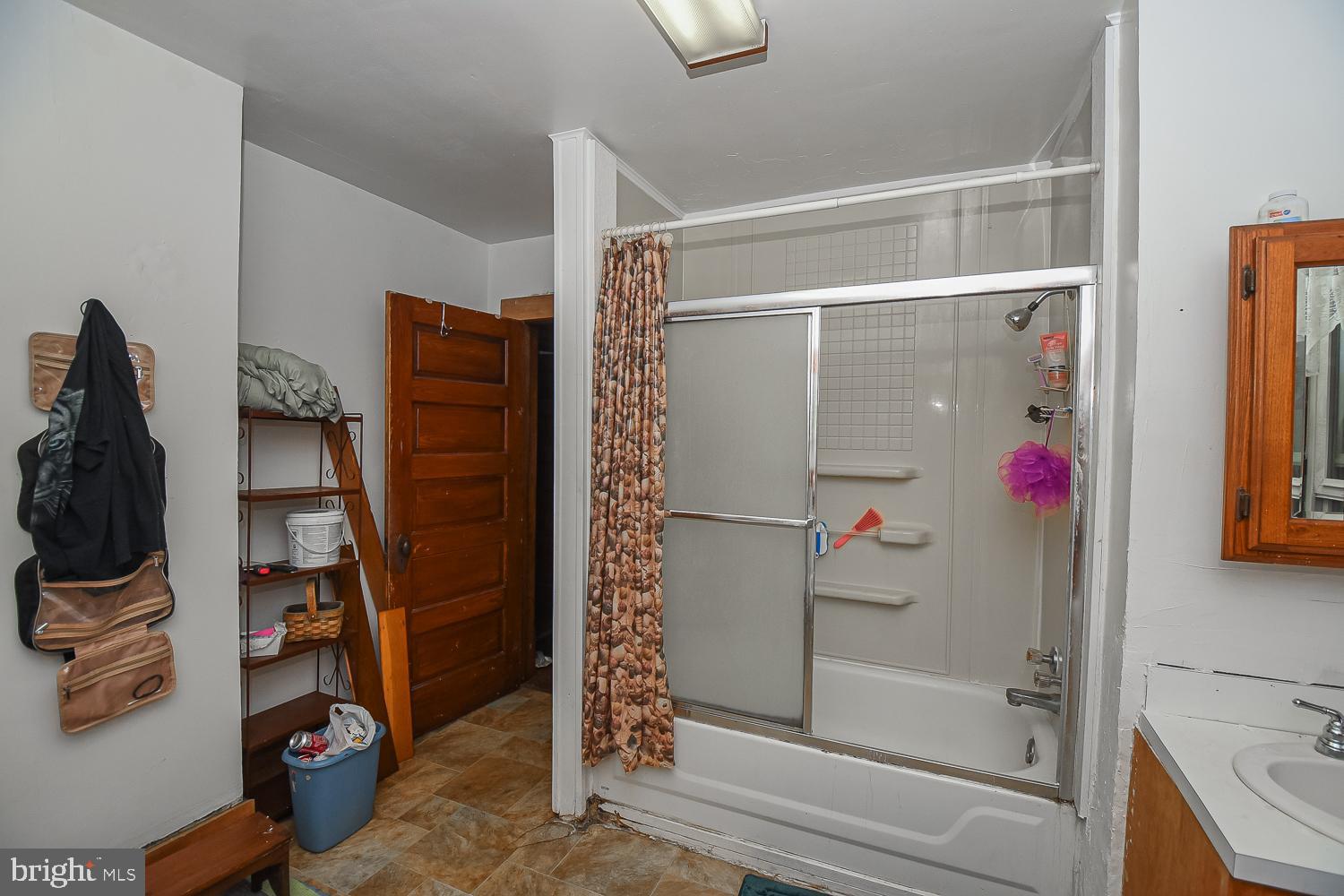 SOUTH MAIN - Residential