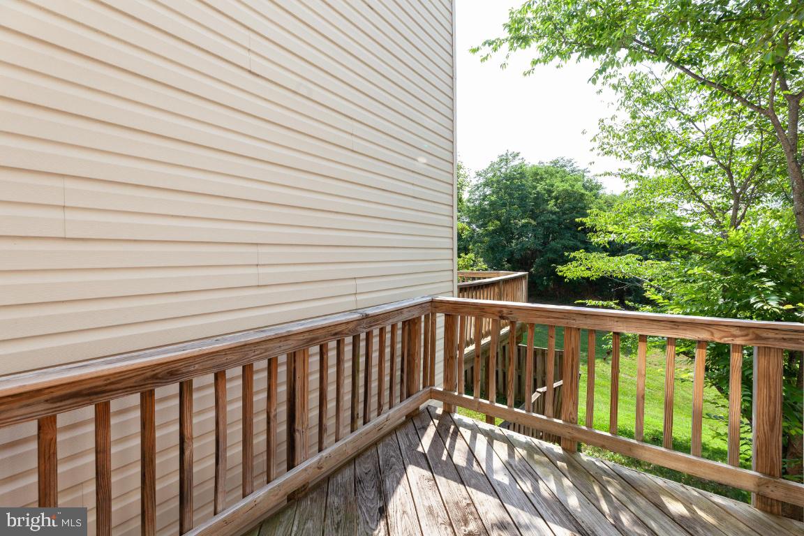 RIVERSIDE STATION - Residential Lease