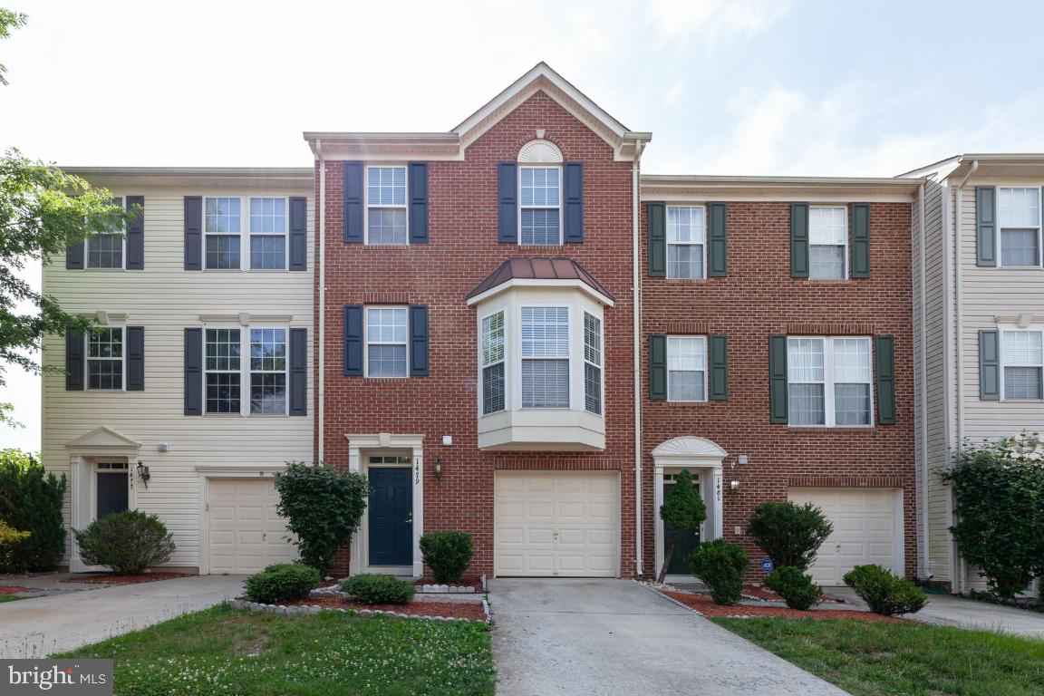 RIVERSIDE STATION - Residential Lease