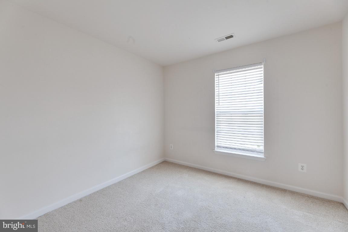 RIVERSIDE STATION - Residential Lease