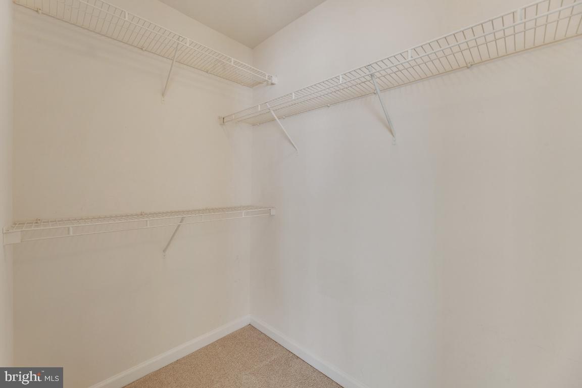 RIVERSIDE STATION - Residential Lease