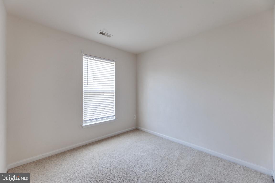 RIVERSIDE STATION - Residential Lease