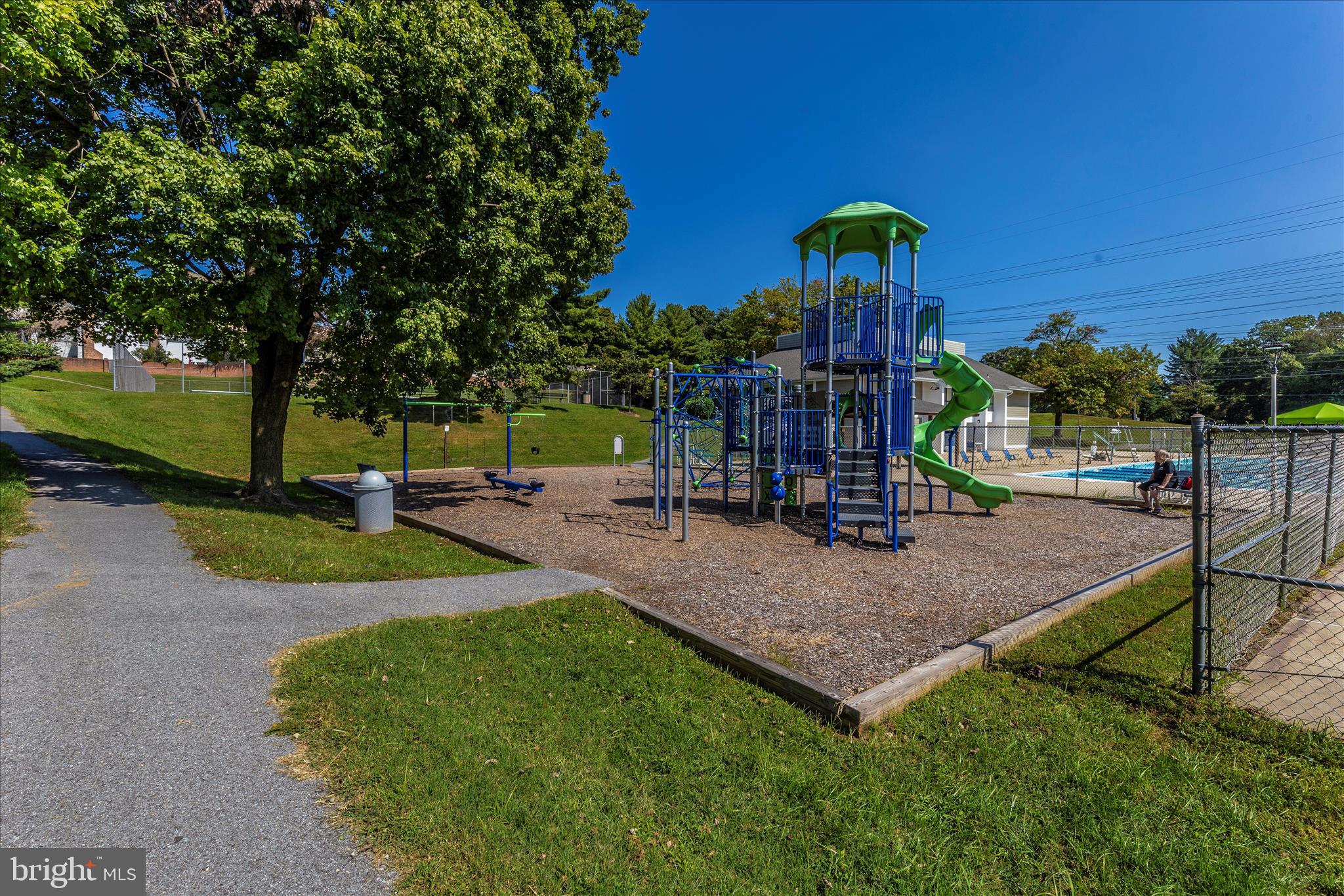 STEDWICK TOWNHOUSES - Residential