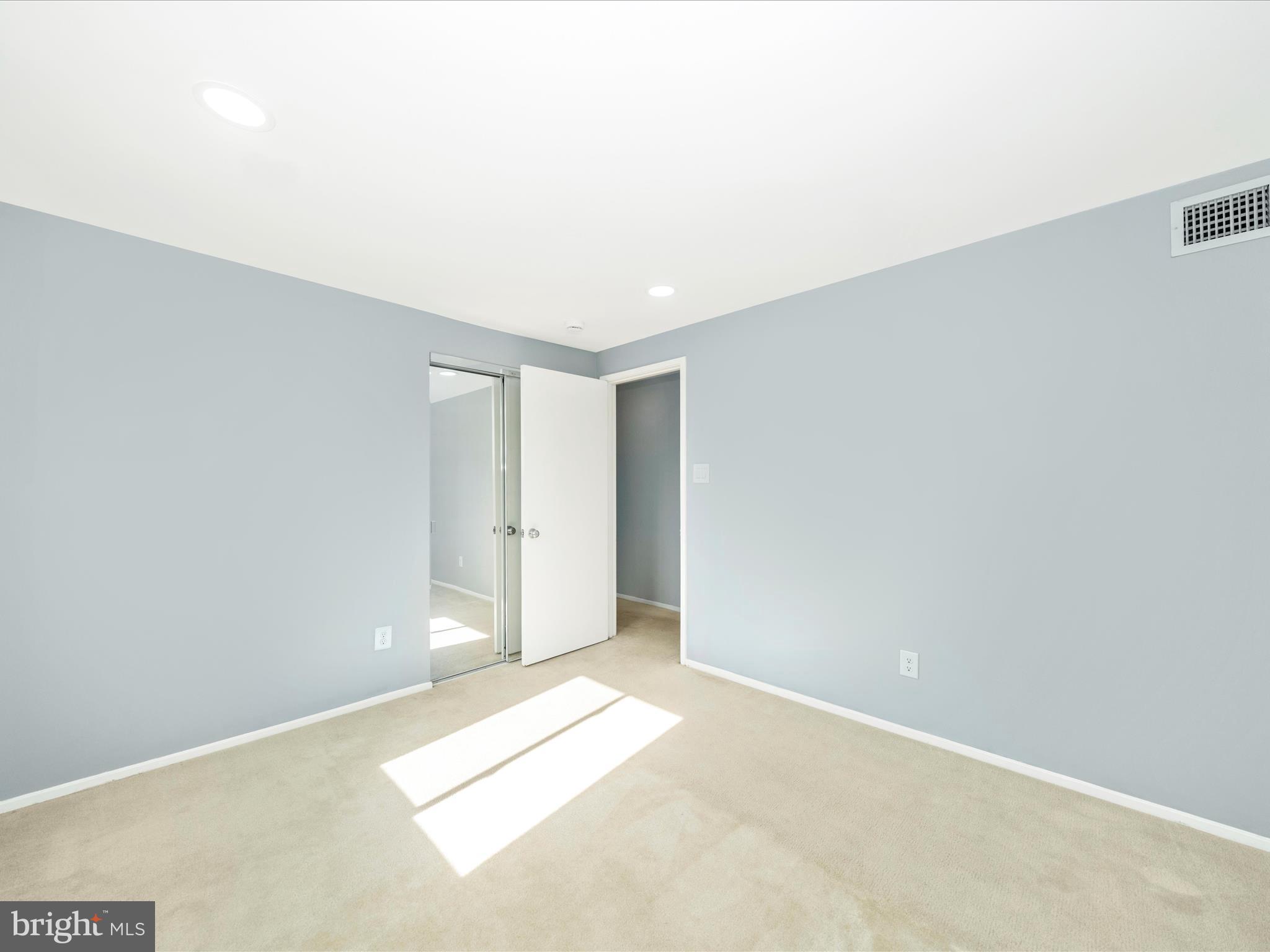 STEDWICK TOWNHOUSES - Residential