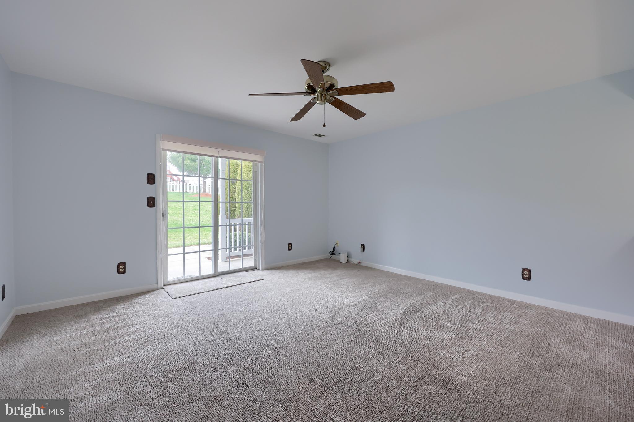 LONGSTOWN VILLAGE - Residential