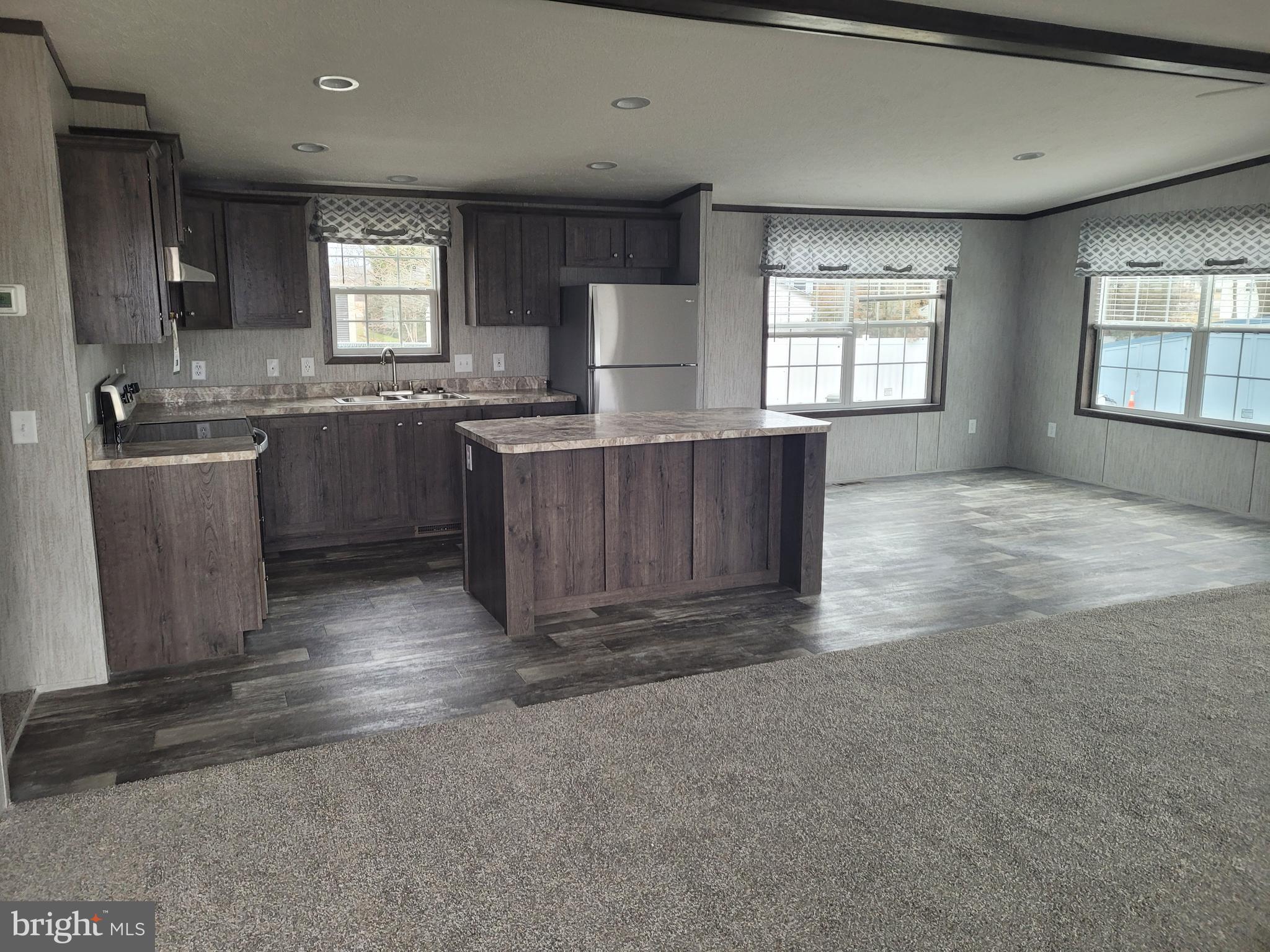 CUMBERALND TOWNSHIP - Residential