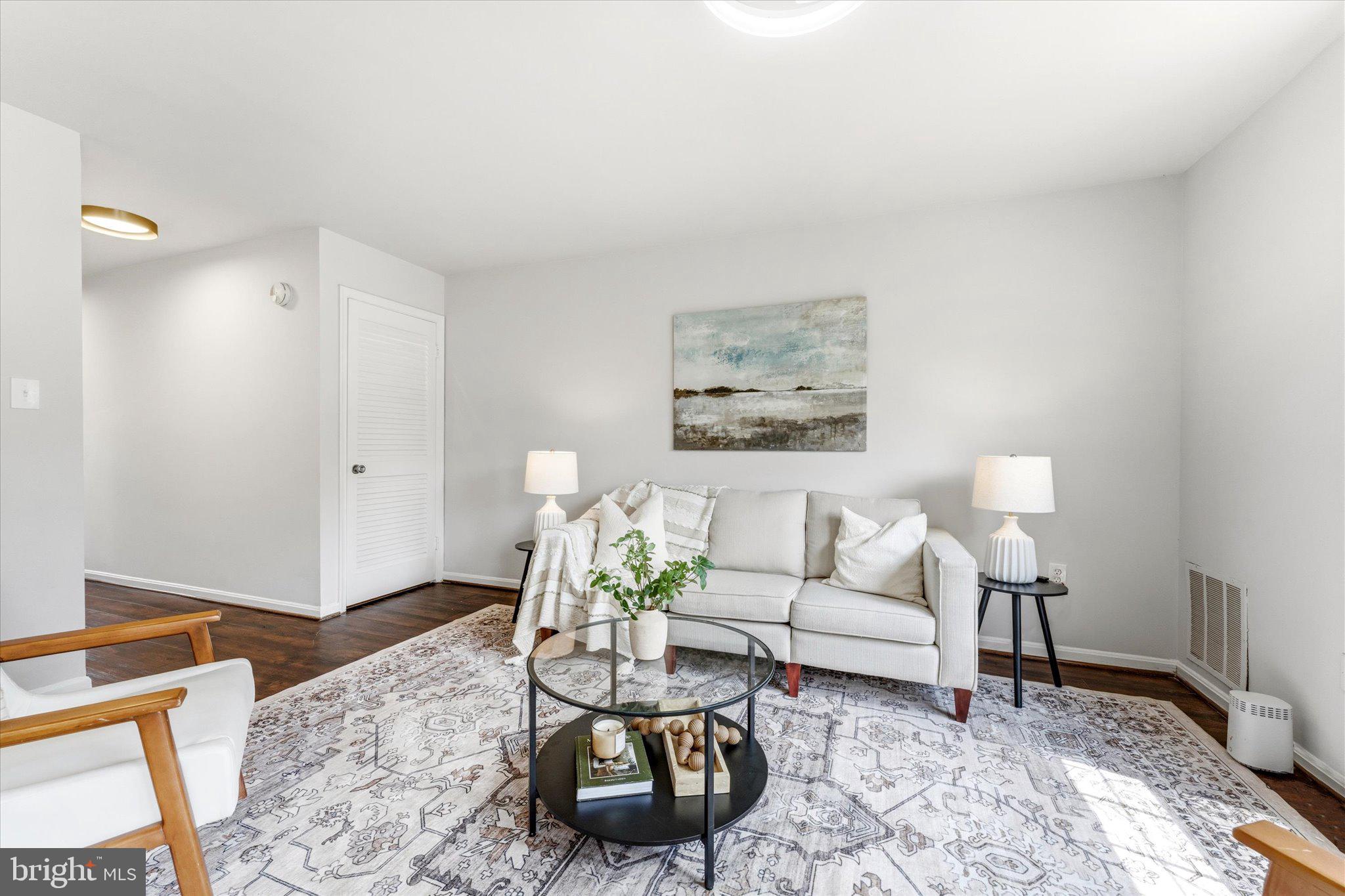 BURKE MANOR - Residential