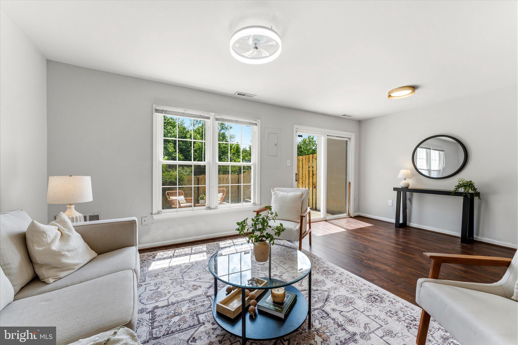 BURKE MANOR - Residential